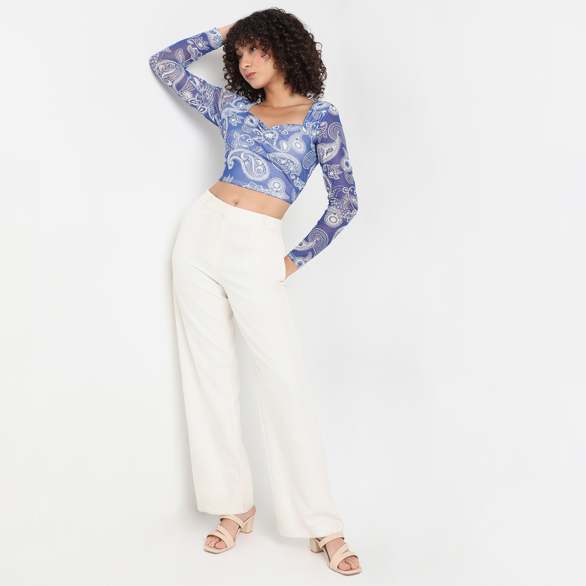 Slim Fit Printed Sweetheart Neck Crop Top