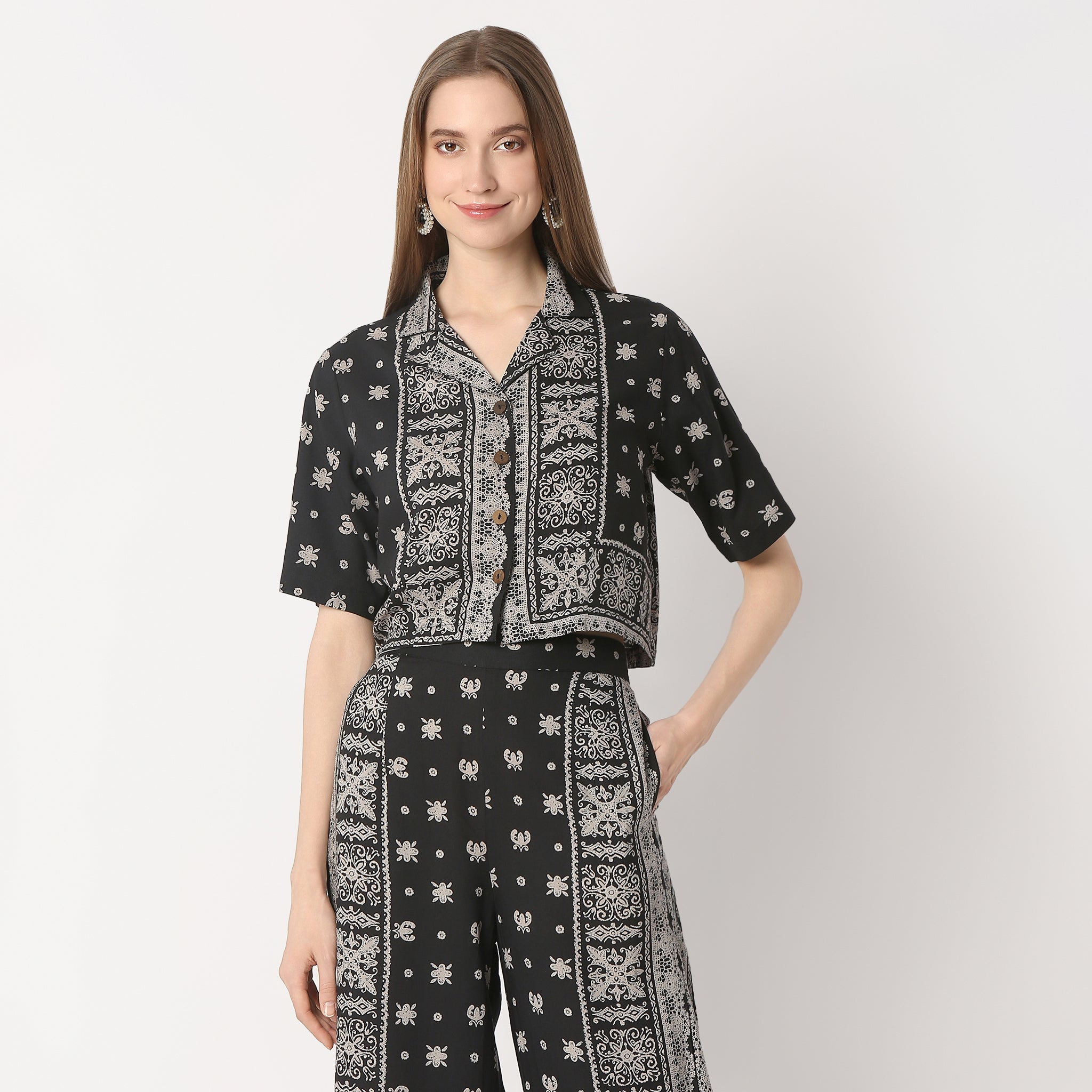 Regular Fit Printed Cropped Top