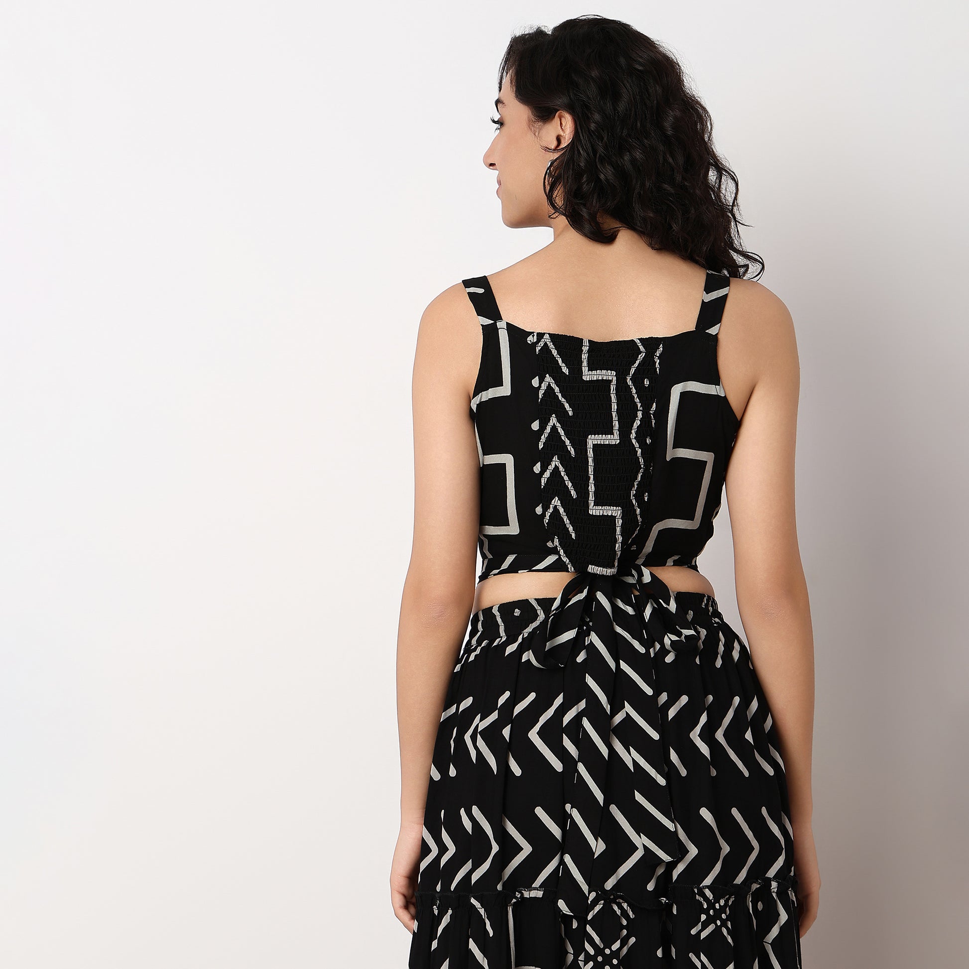 Printed Straight Strappy Crop Top