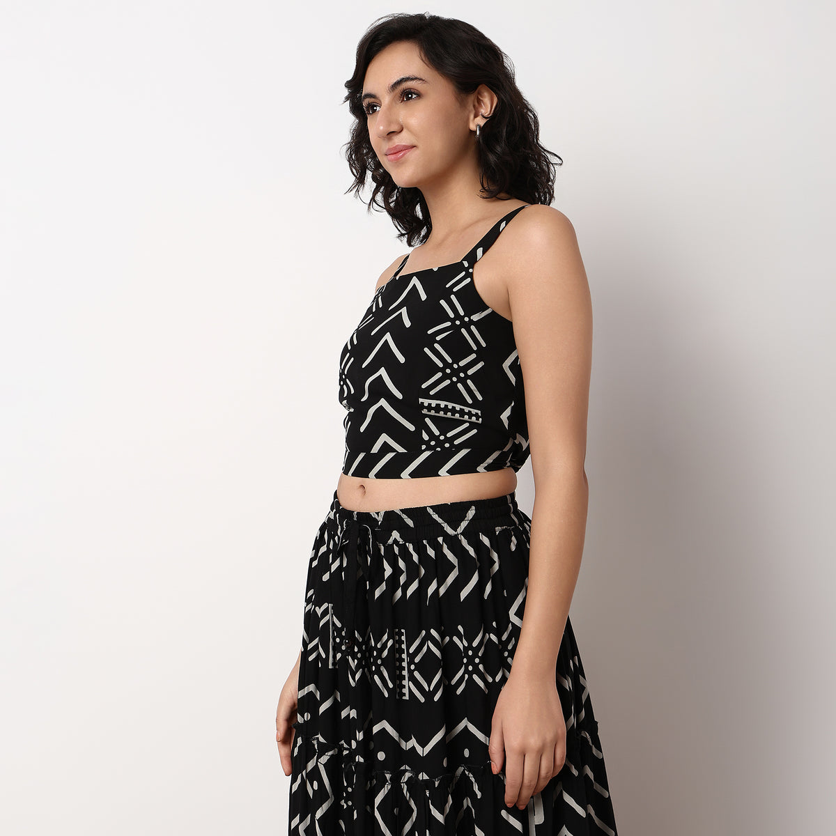 Printed Straight Strappy Crop Top