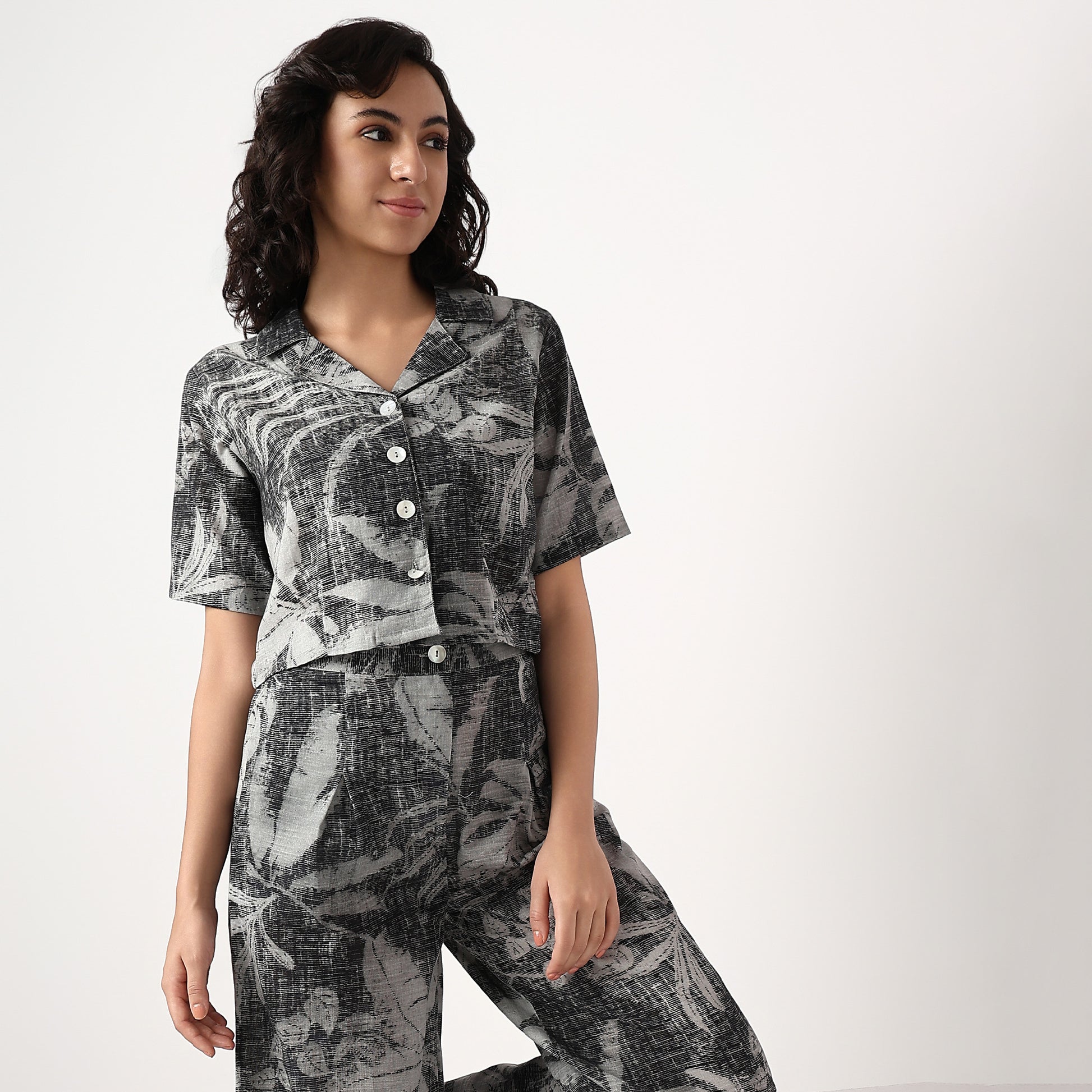 Printed Lapel Collar Straight Crop Top Shirt