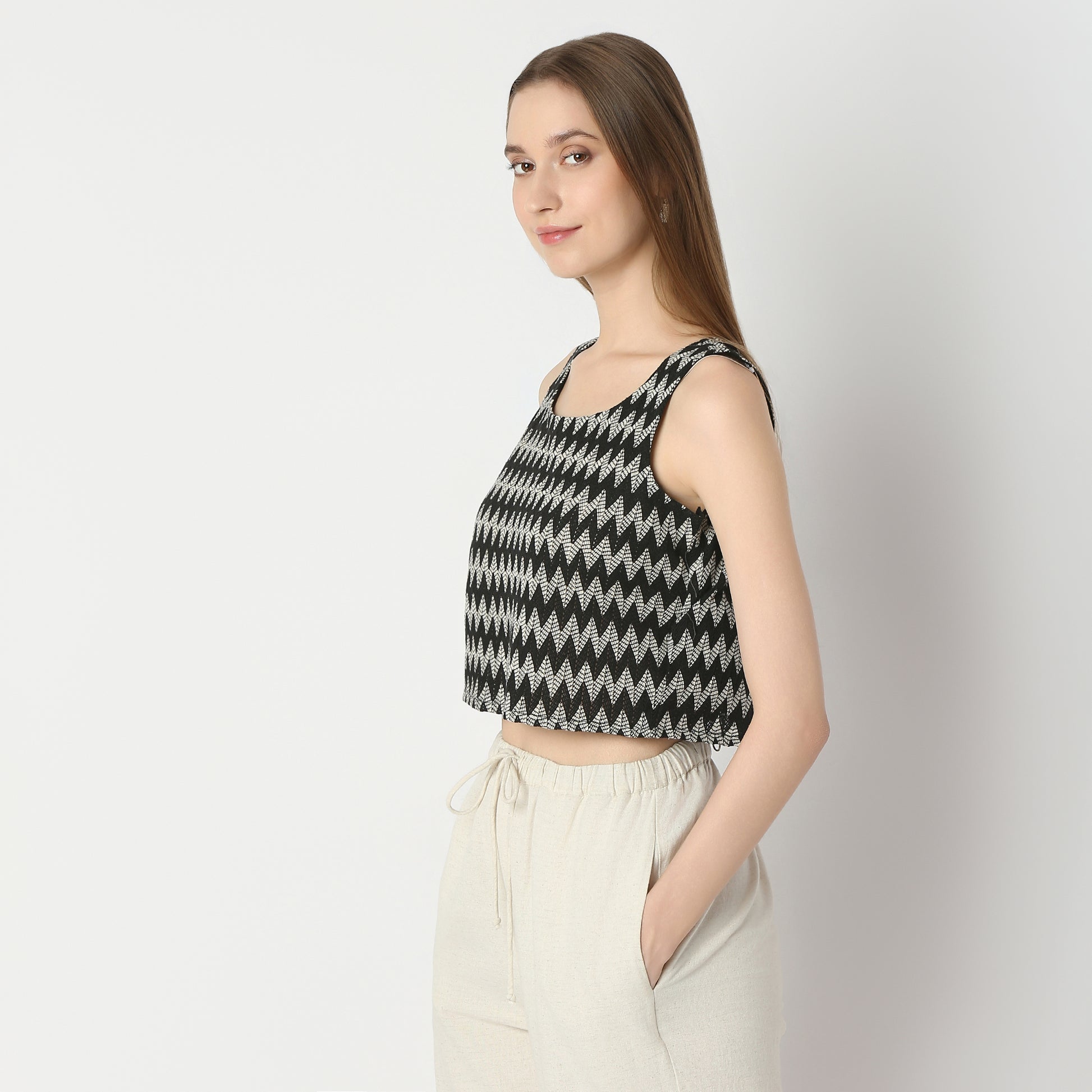 Regular Fit Printed Cropped Top