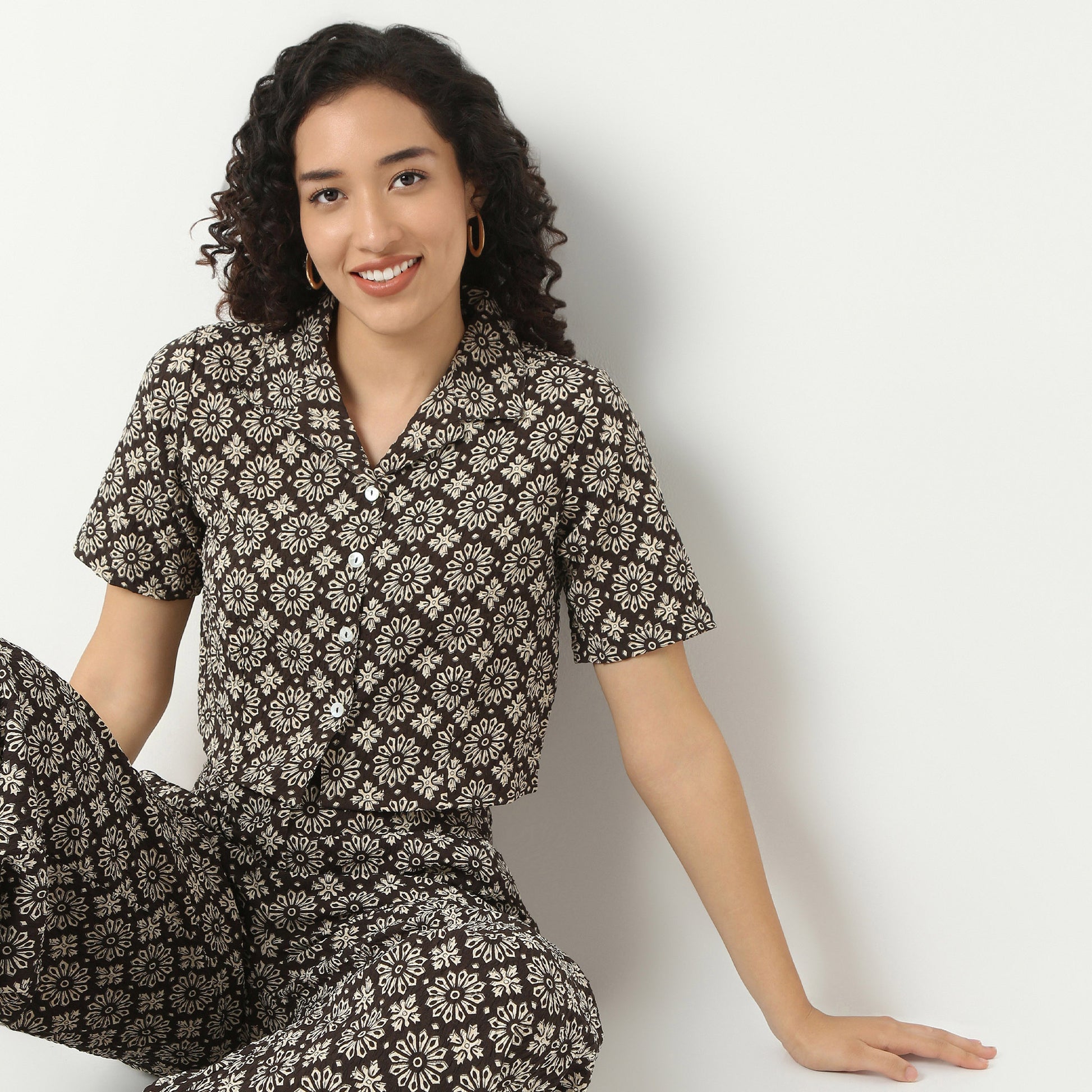 Lapel Collar Crop Shirt