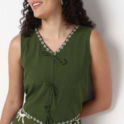 Crop Vest With Front Tie Up