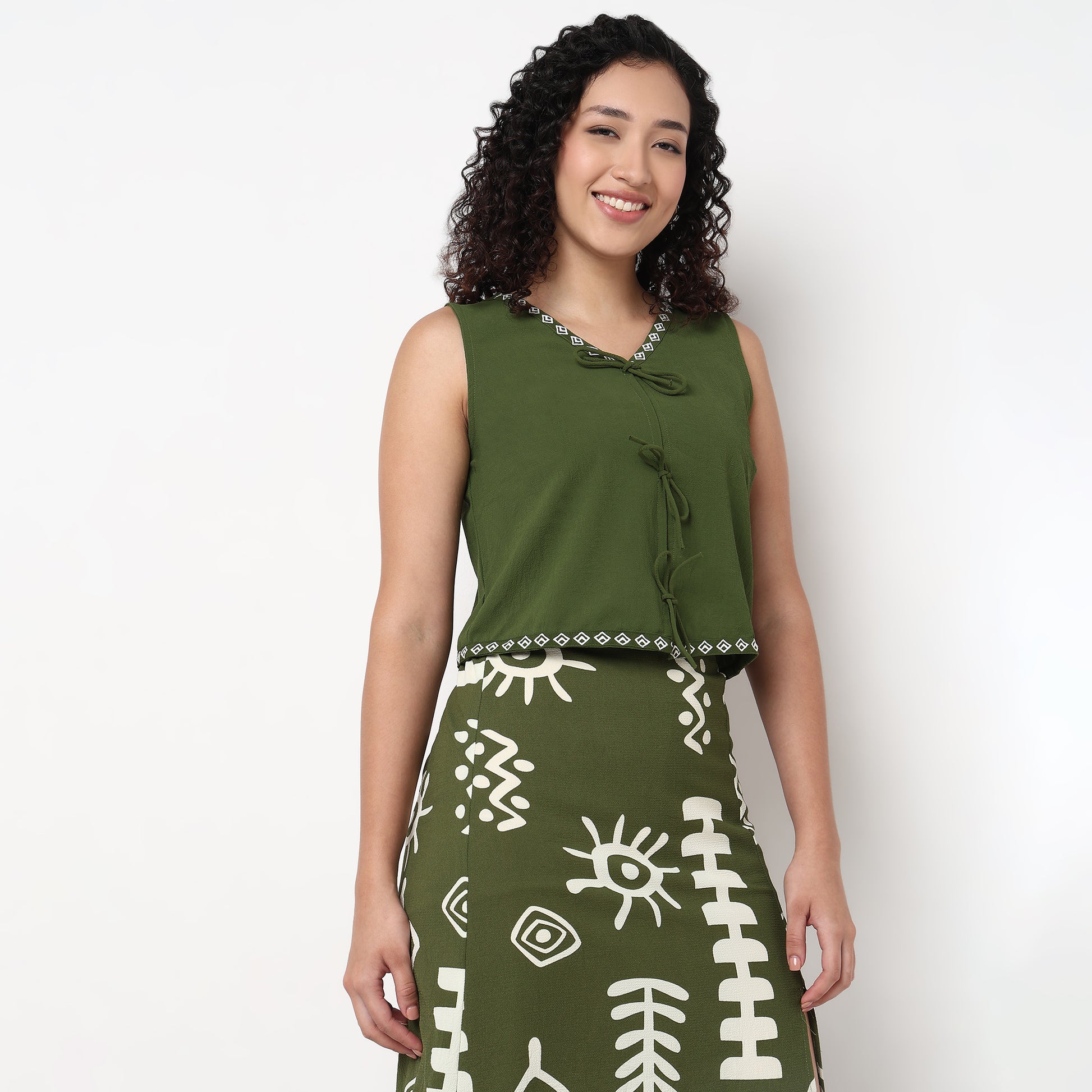 Crop Vest With Front Tie Up