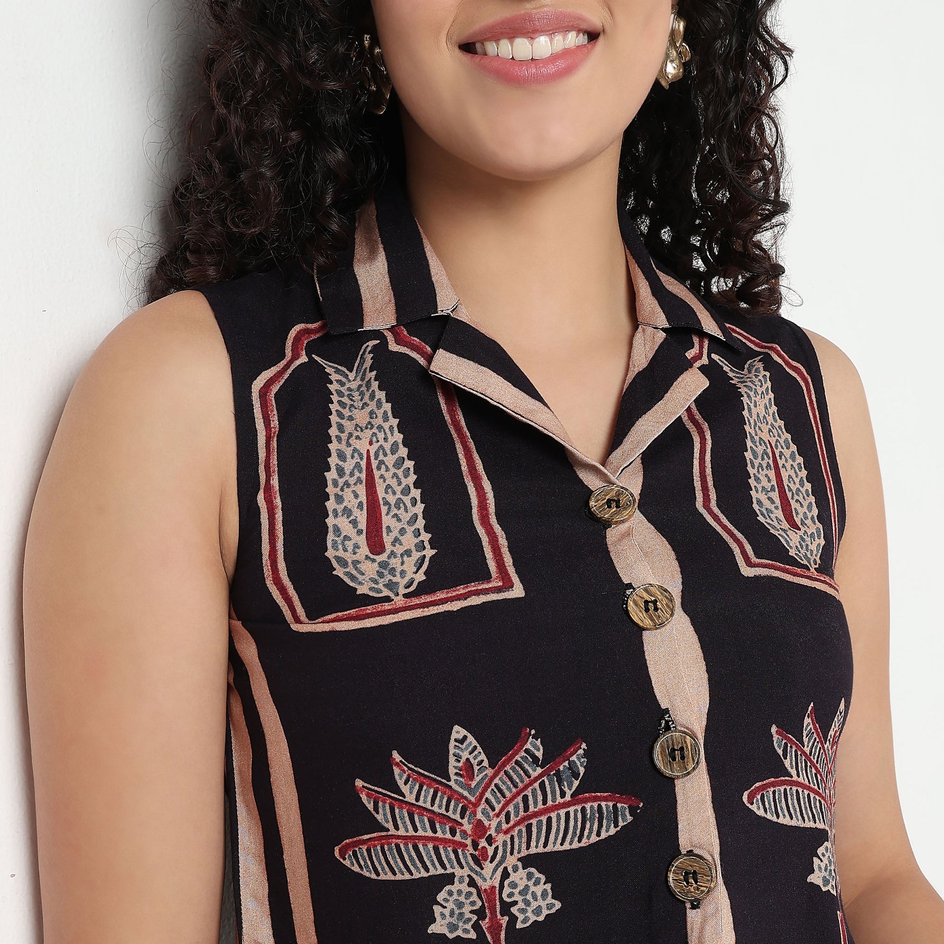 Buy Women Slim Fit Printed Sleeveless Crop Top  - Style Union