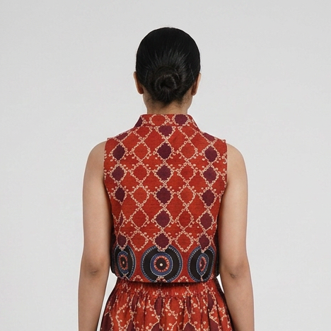 Printed Sleeveless Crop Top