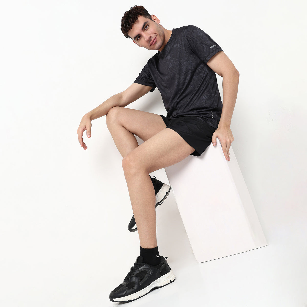 Regular Fit Jacquard T-Shirt