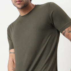 Gym Tee – Airdry® – Lightweight Comfort for Everyday Movement