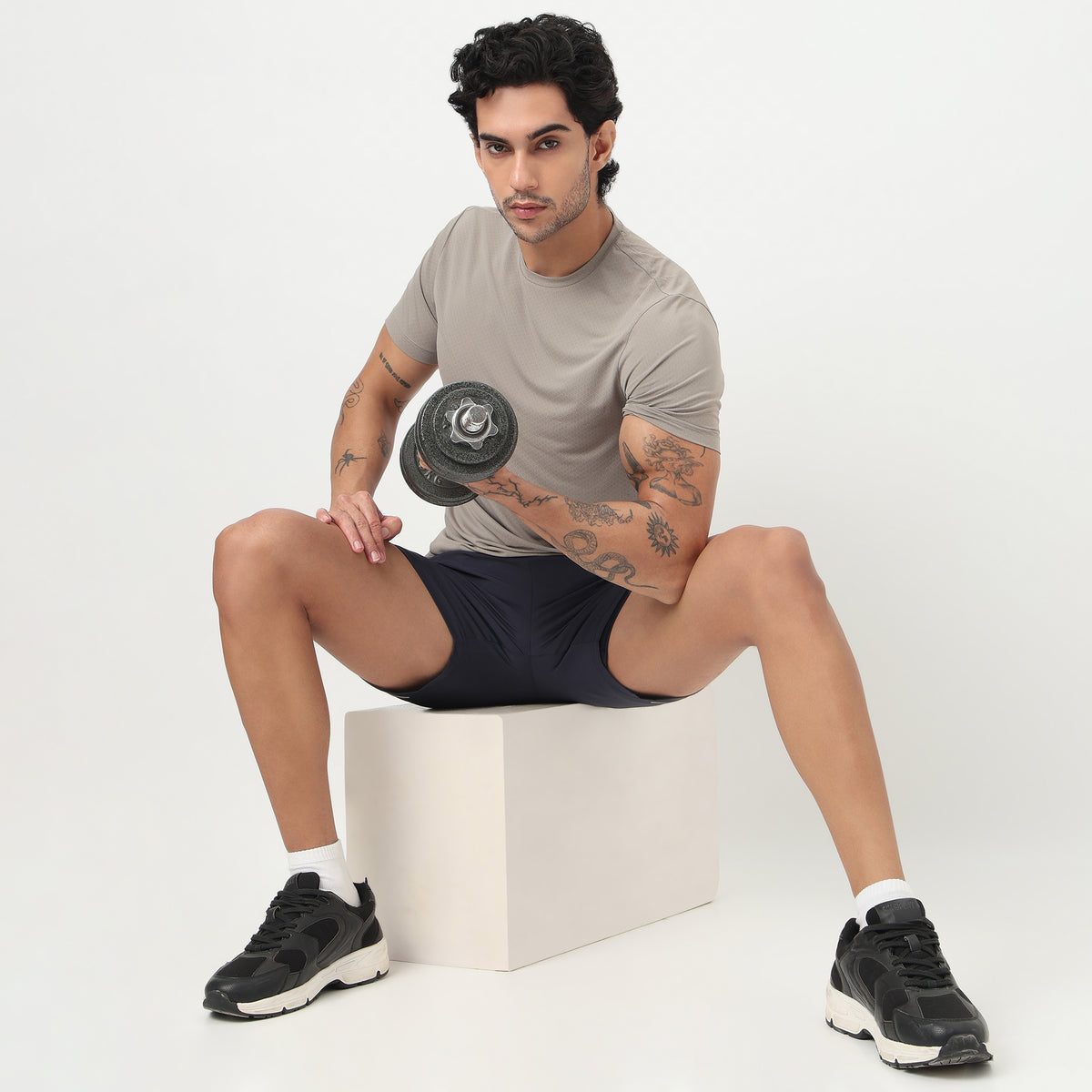 Gym Tee – Airdry® – Lightweight Comfort for Everyday Movement
