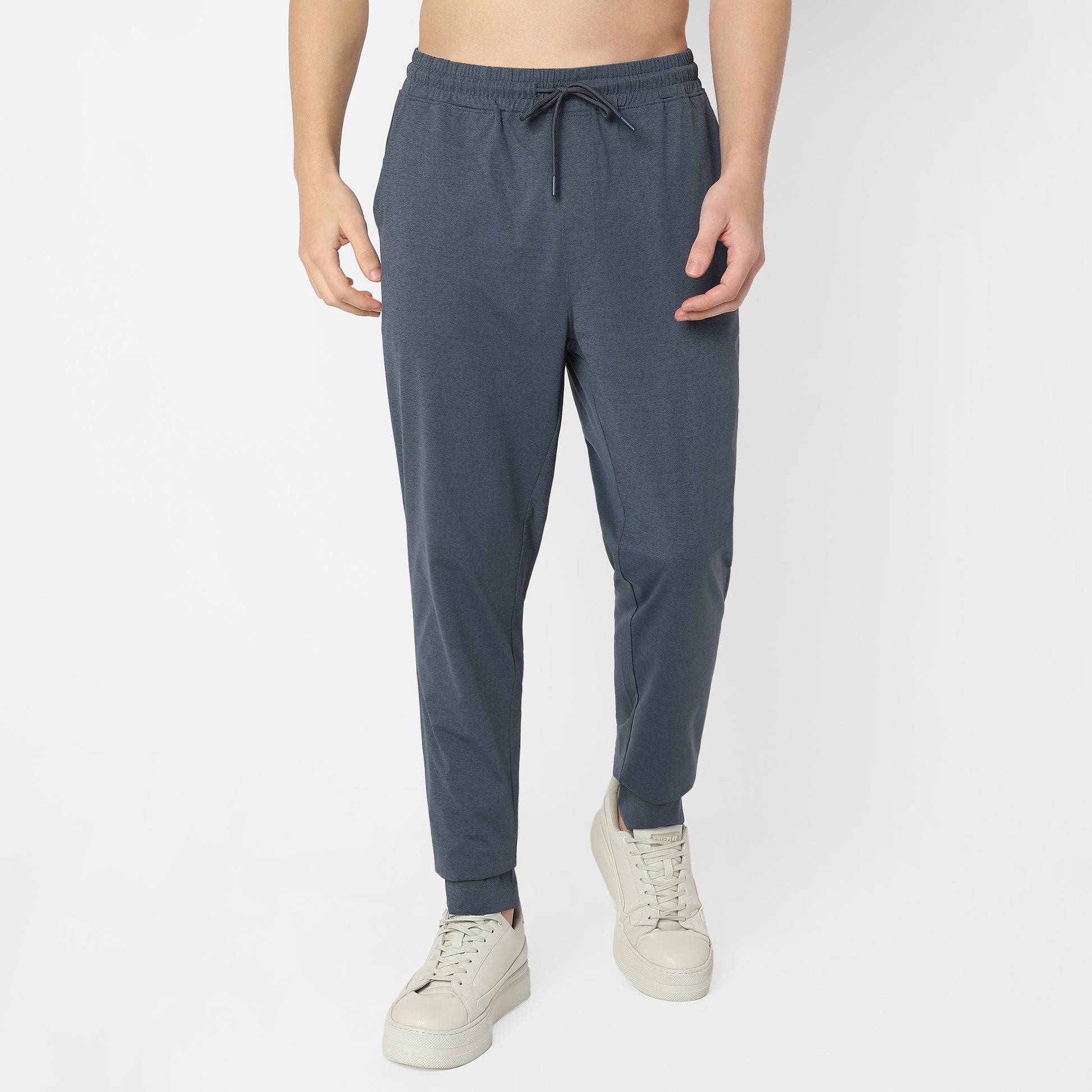 Regular Fit Solid Mid Rise Trackpants
