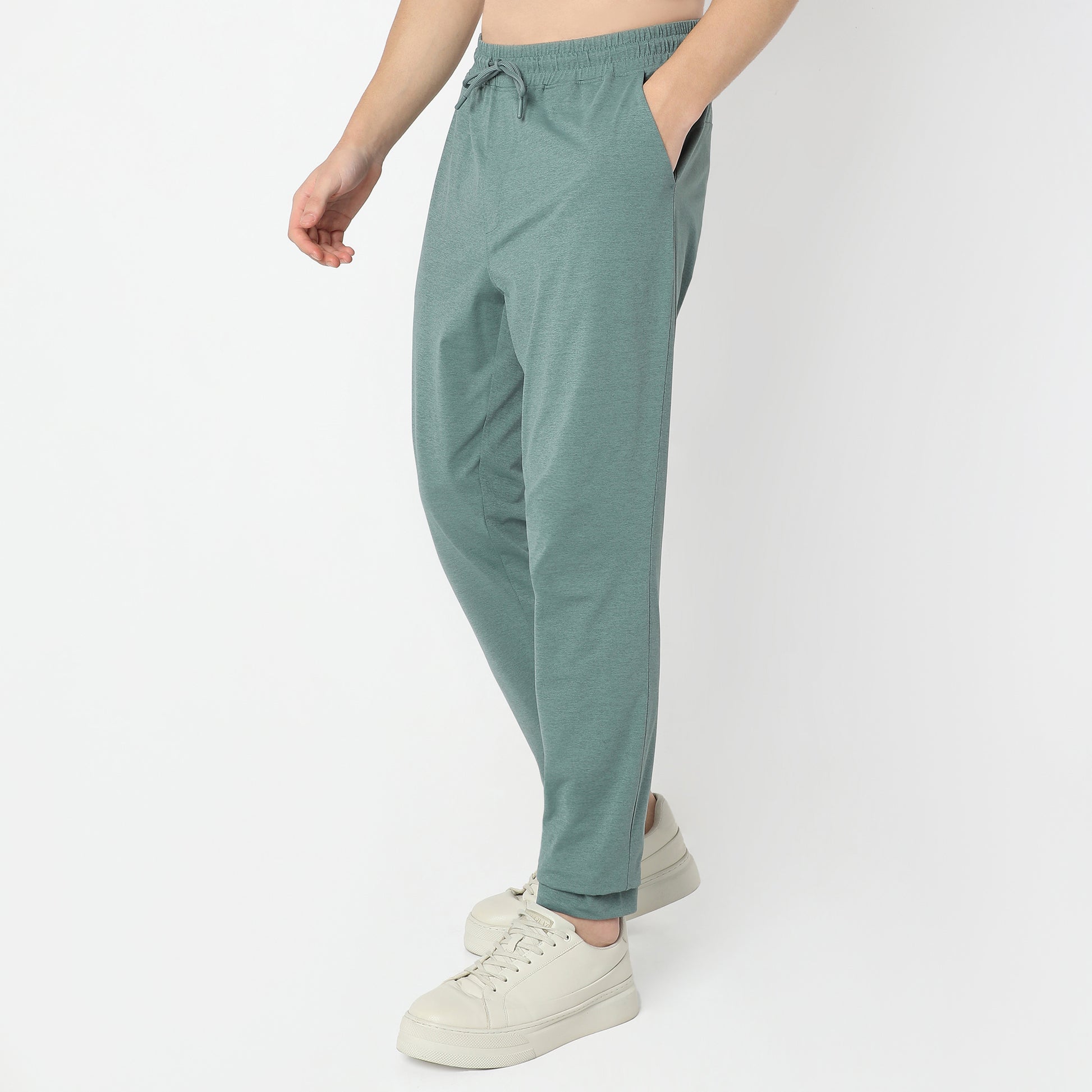 Regular Fit Solid Mid Rise Trackpants