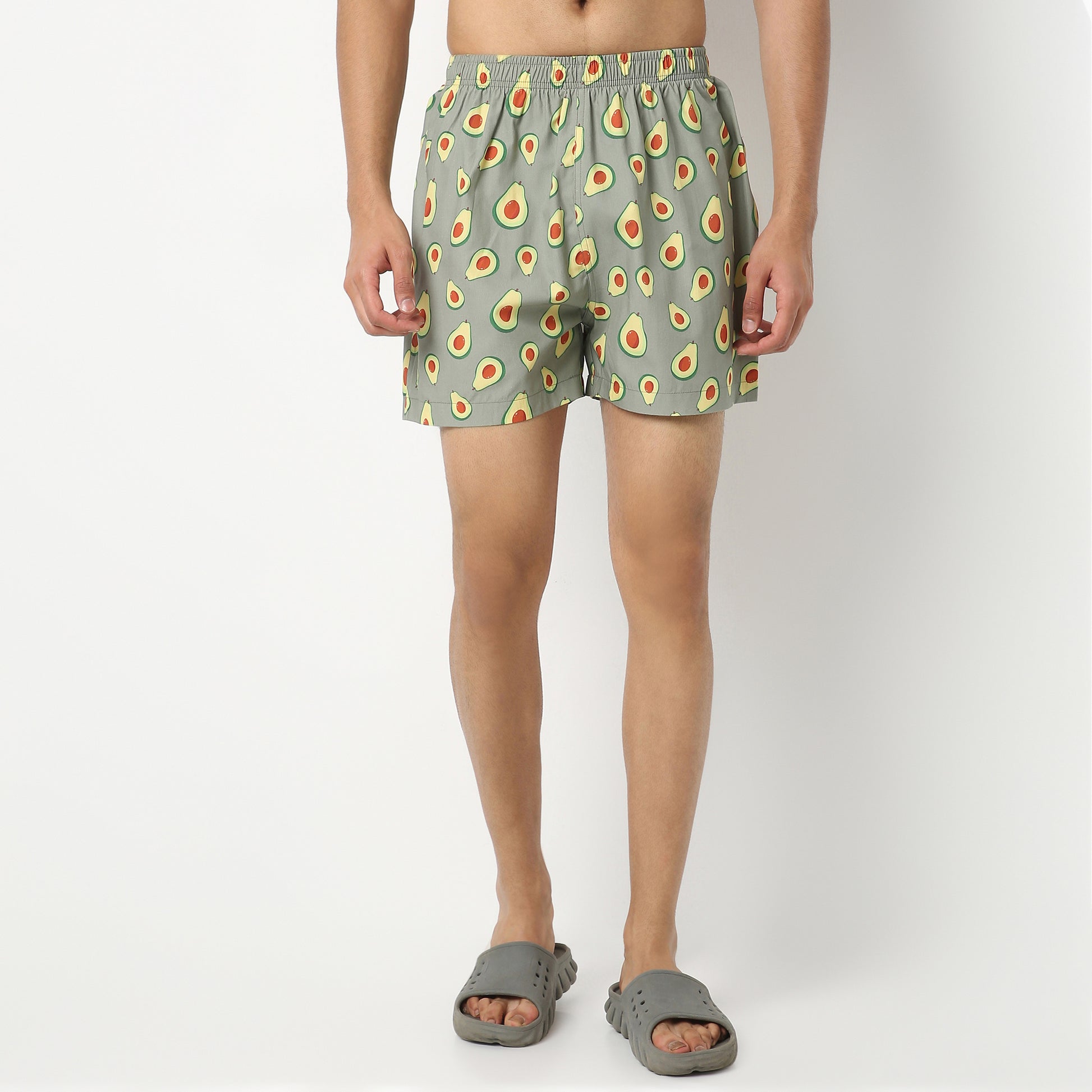 Regular Fit Printed Above Knee Mid Rise Shorts
