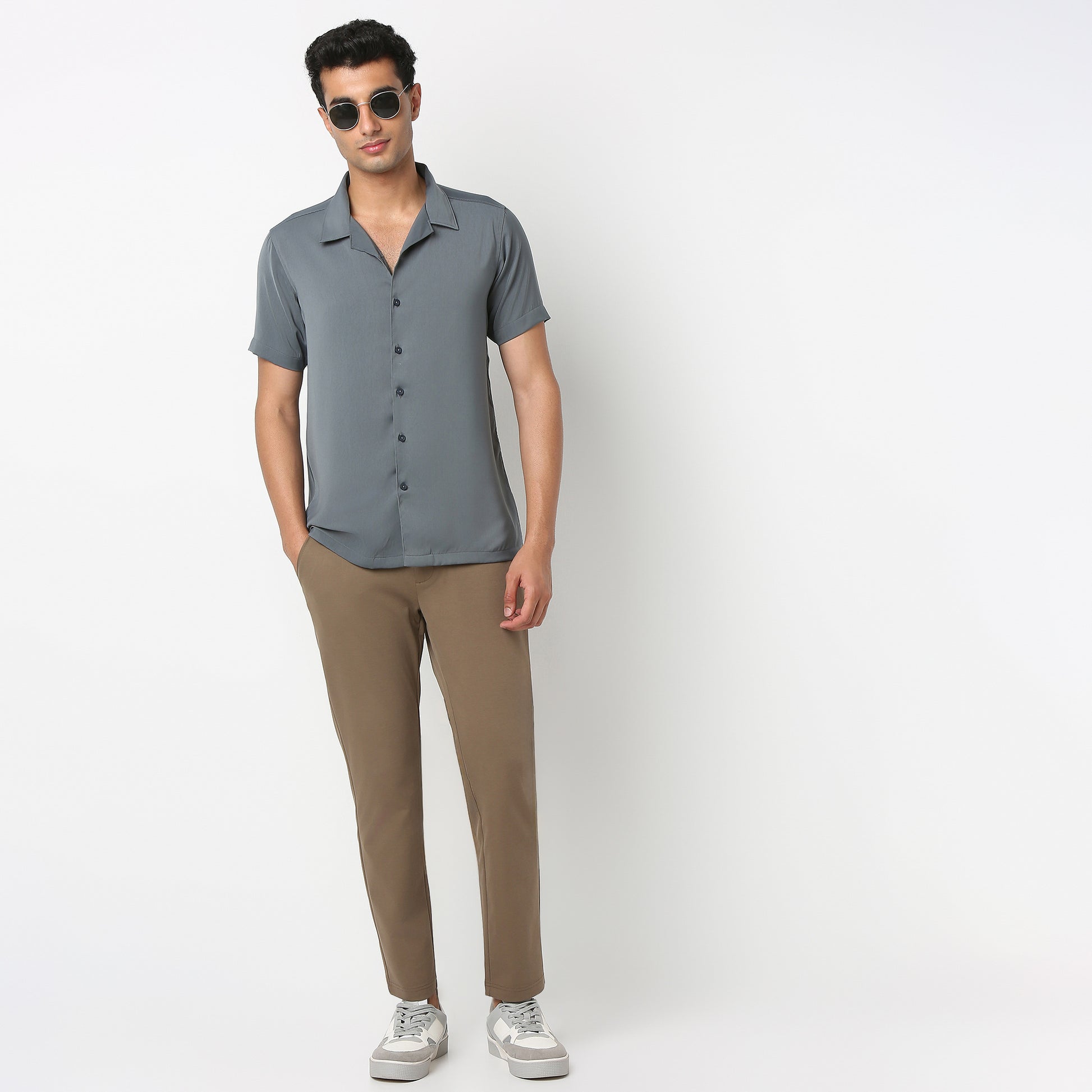 Buy Men Regular Fit Solid Half Sleeve Shirt  - Style Union