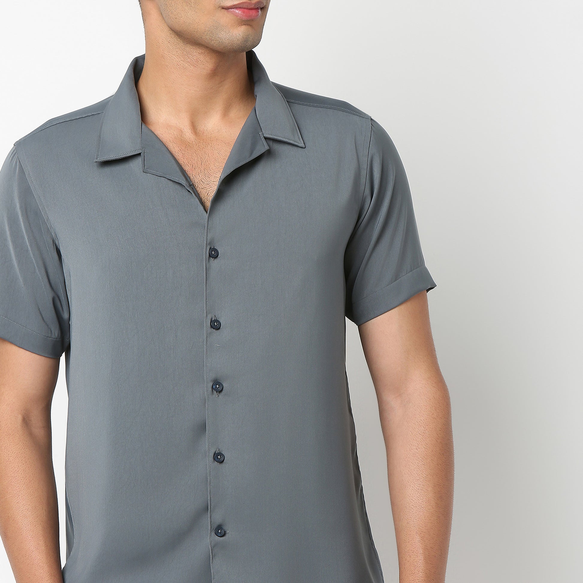 Buy Men Regular Fit Solid Half Sleeve Shirt  - Style Union