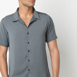 Buy Men Regular Fit Solid Half Sleeve Shirt  - Style Union