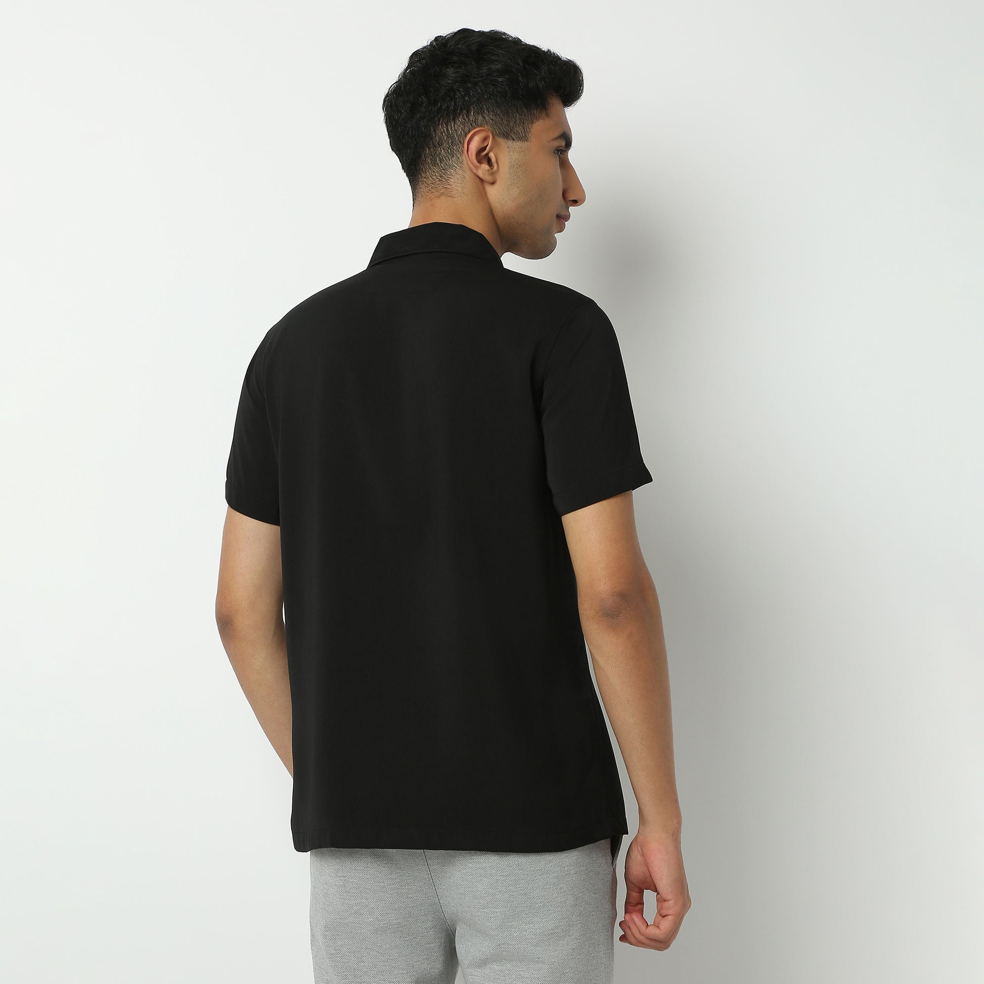 Buy Men Regular Fit Solid Half Sleeve Shirt  - Style Union