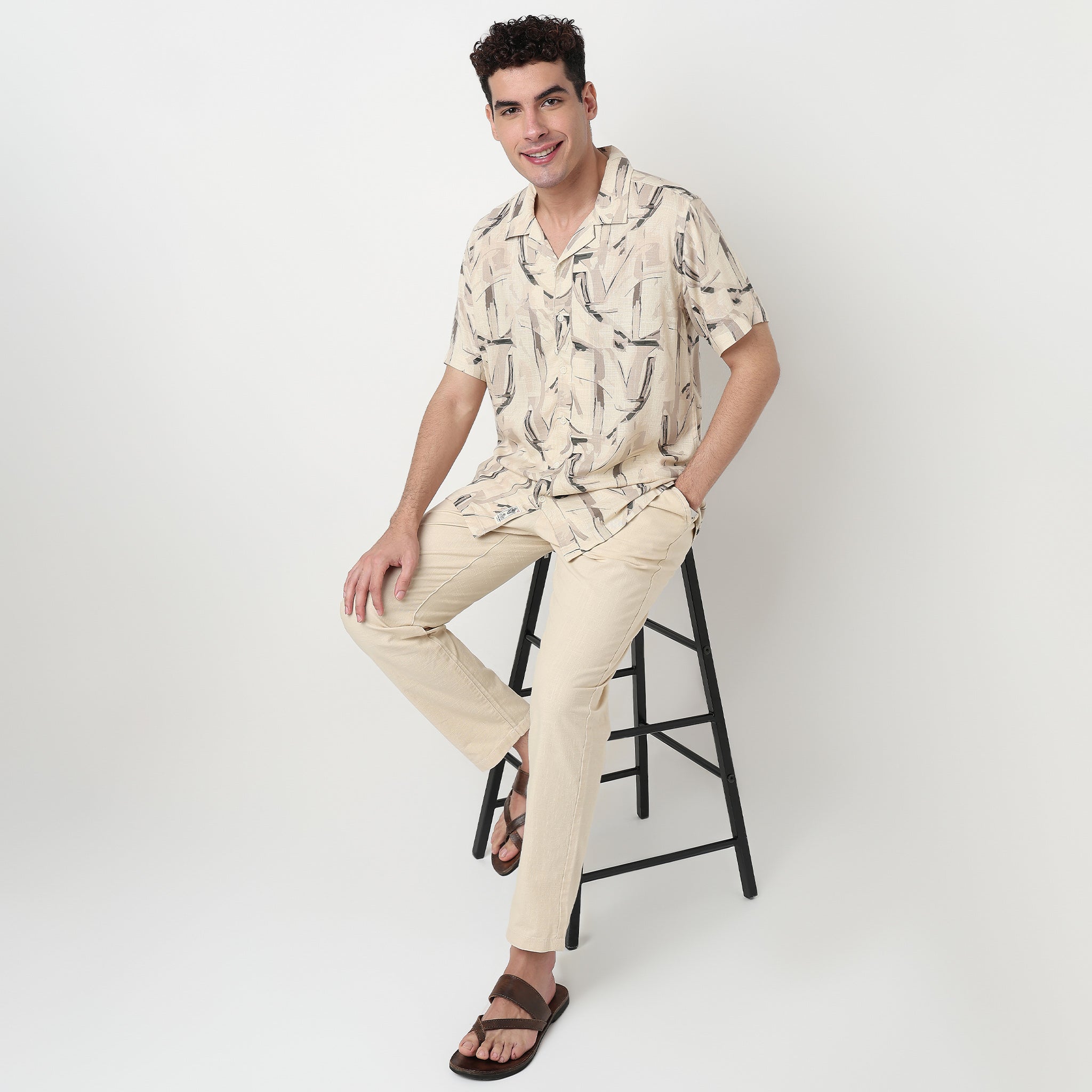 Buy Men Regular Fit Printed Half Sleeve Shirt  - Style Union