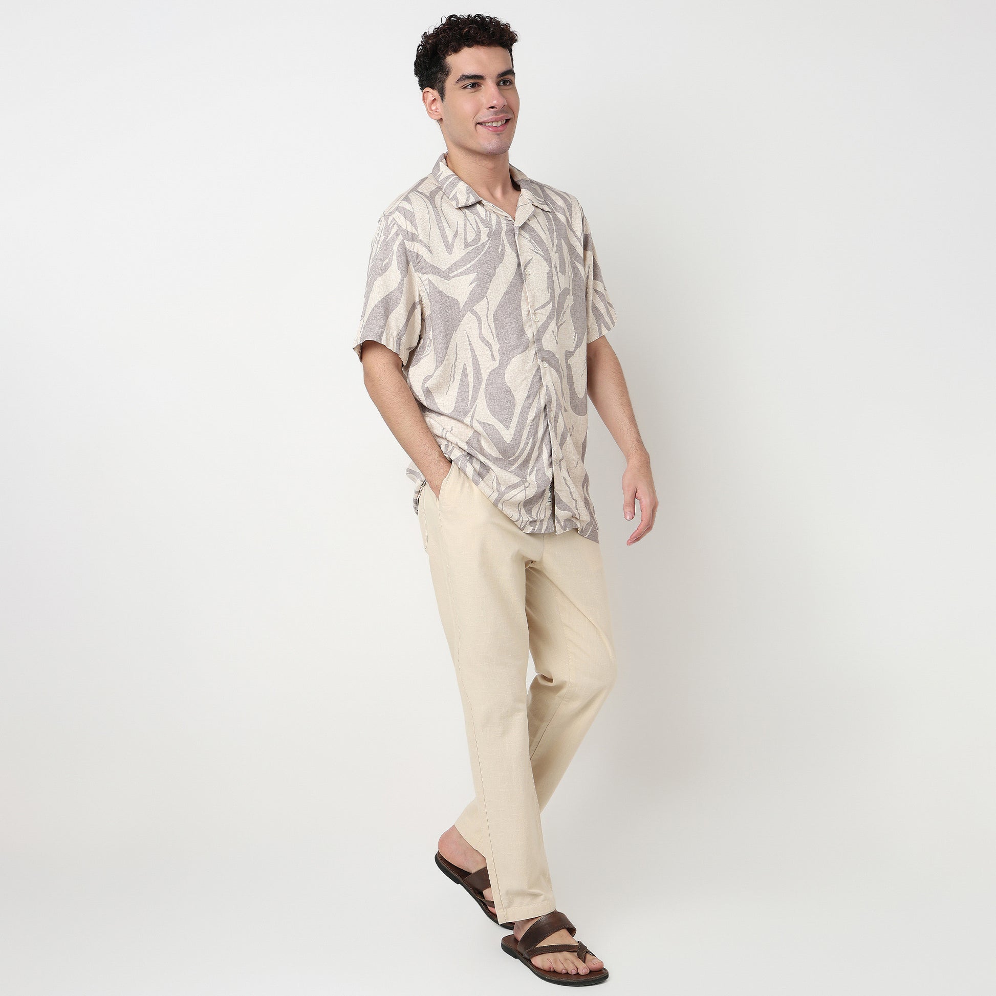 Buy Men Regular Fit Printed Half Sleeve Shirt  - Style Union