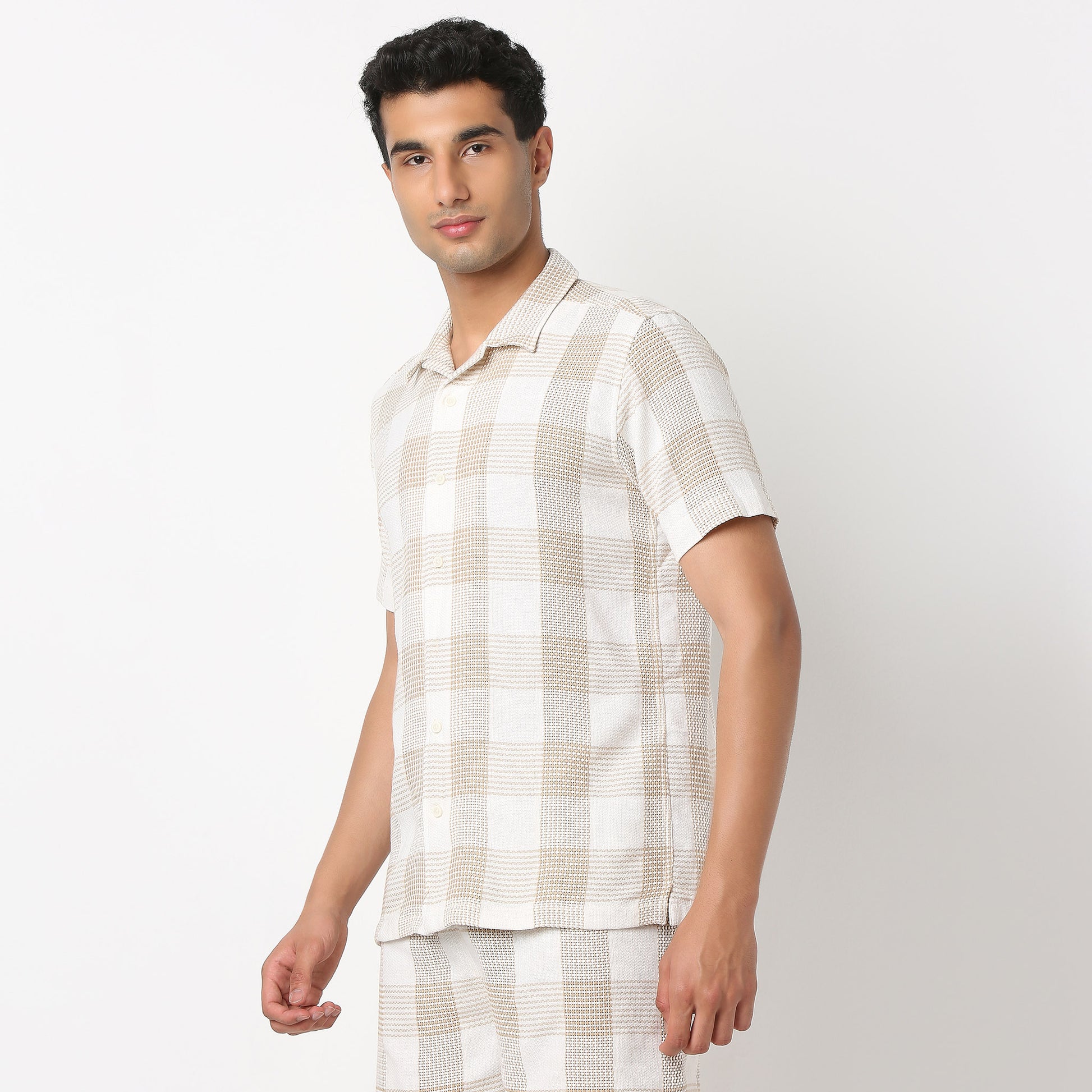 Camp Collar Checkered Mood Shirt