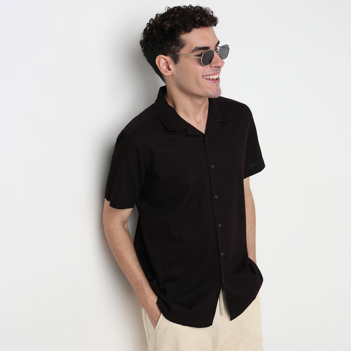 Buy Men Regular Fit Solid Half Sleeve Shirt  - Style Union