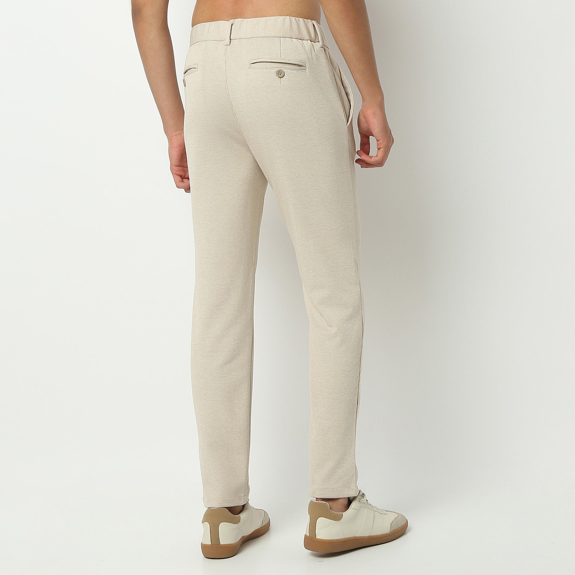 Regular Fit Solid Ankle Length Mid Rise Pants