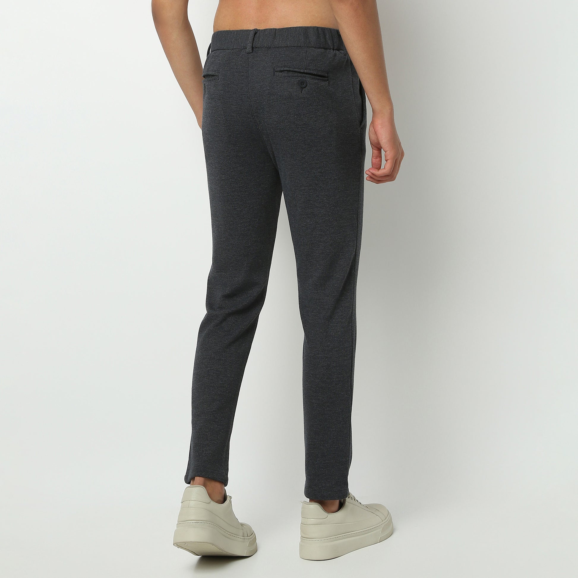Regular Fit Solid Ankle Length Mid Rise Pants