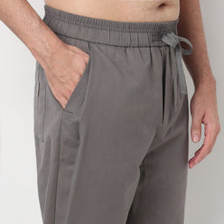 Buy Men Regular Fit Solid Ankle Length Mid Rise Pants  - Style Union