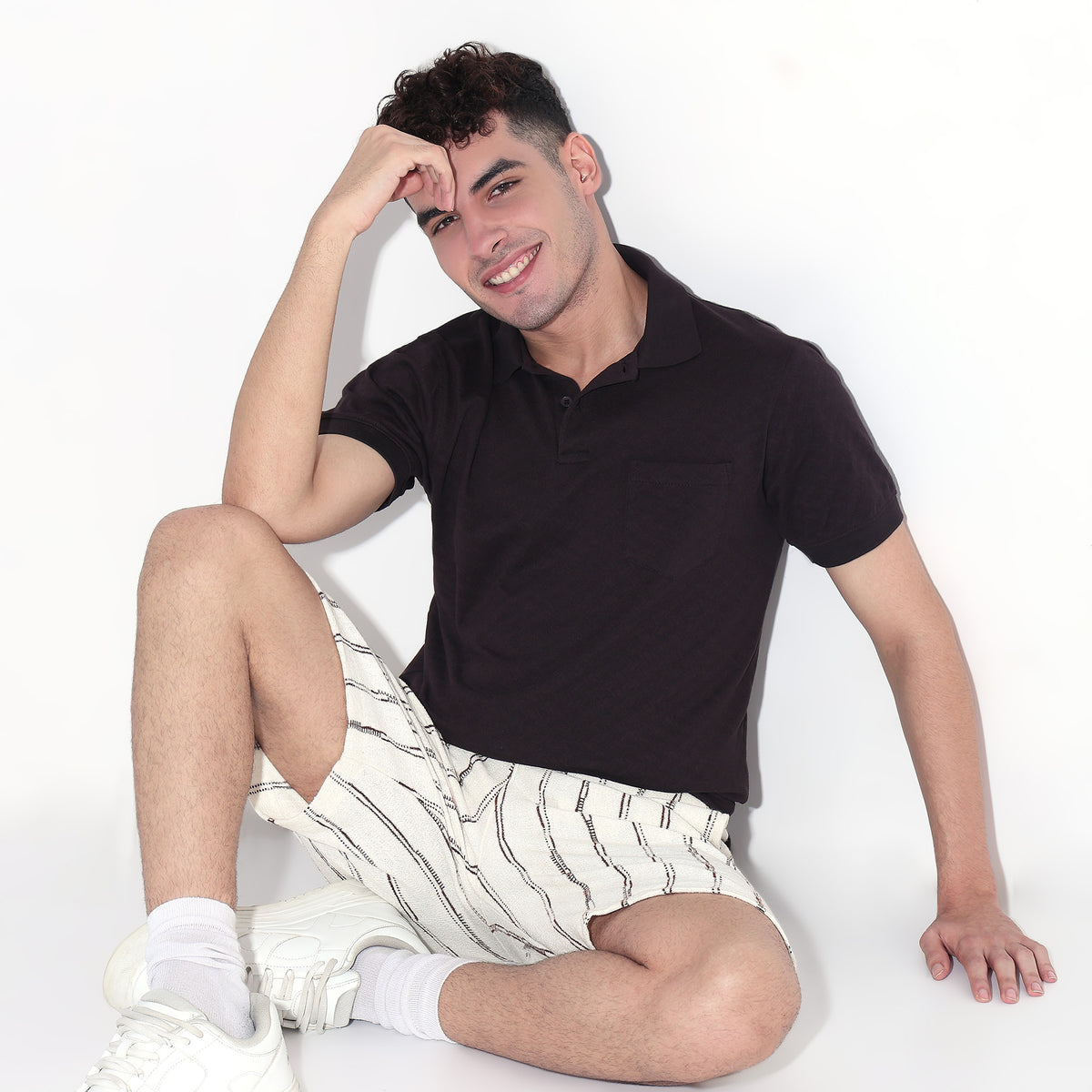 Buy Men Regular Fit Structured Half Sleeve T-Shirt  - Style Union