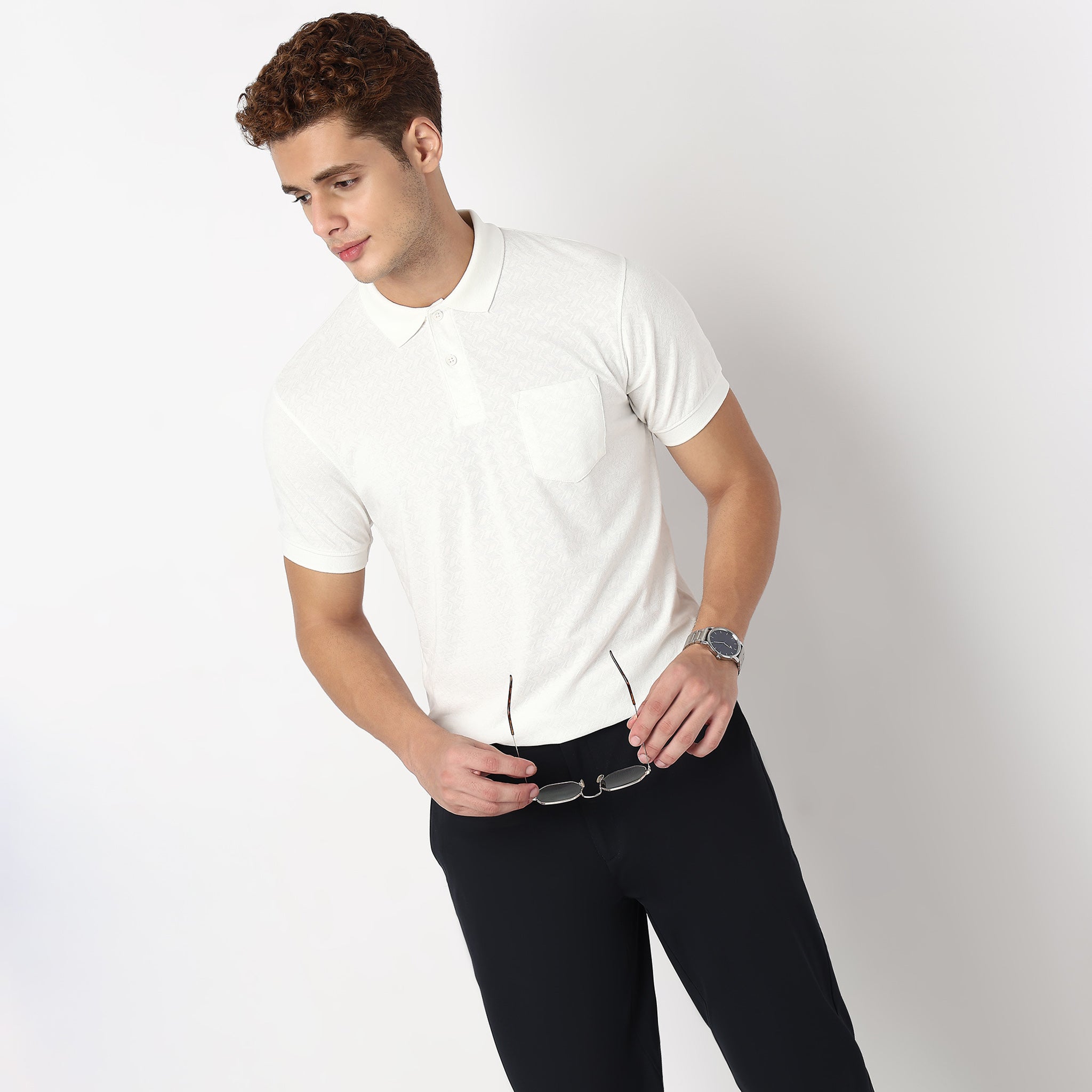 Buy Men Regular Fit Structured Half Sleeve T-Shirt  - Style Union