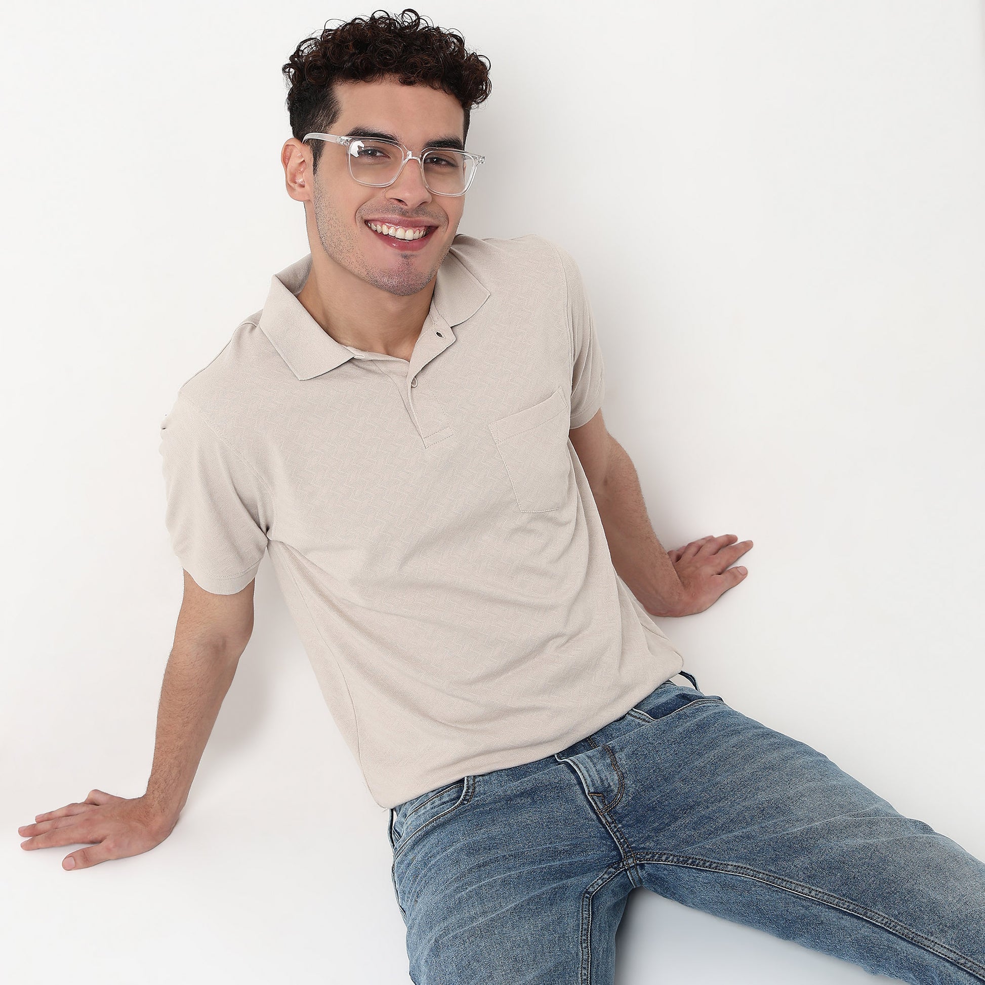 Buy Men Regular Fit Structured Half Sleeve T-Shirt  - Style Union