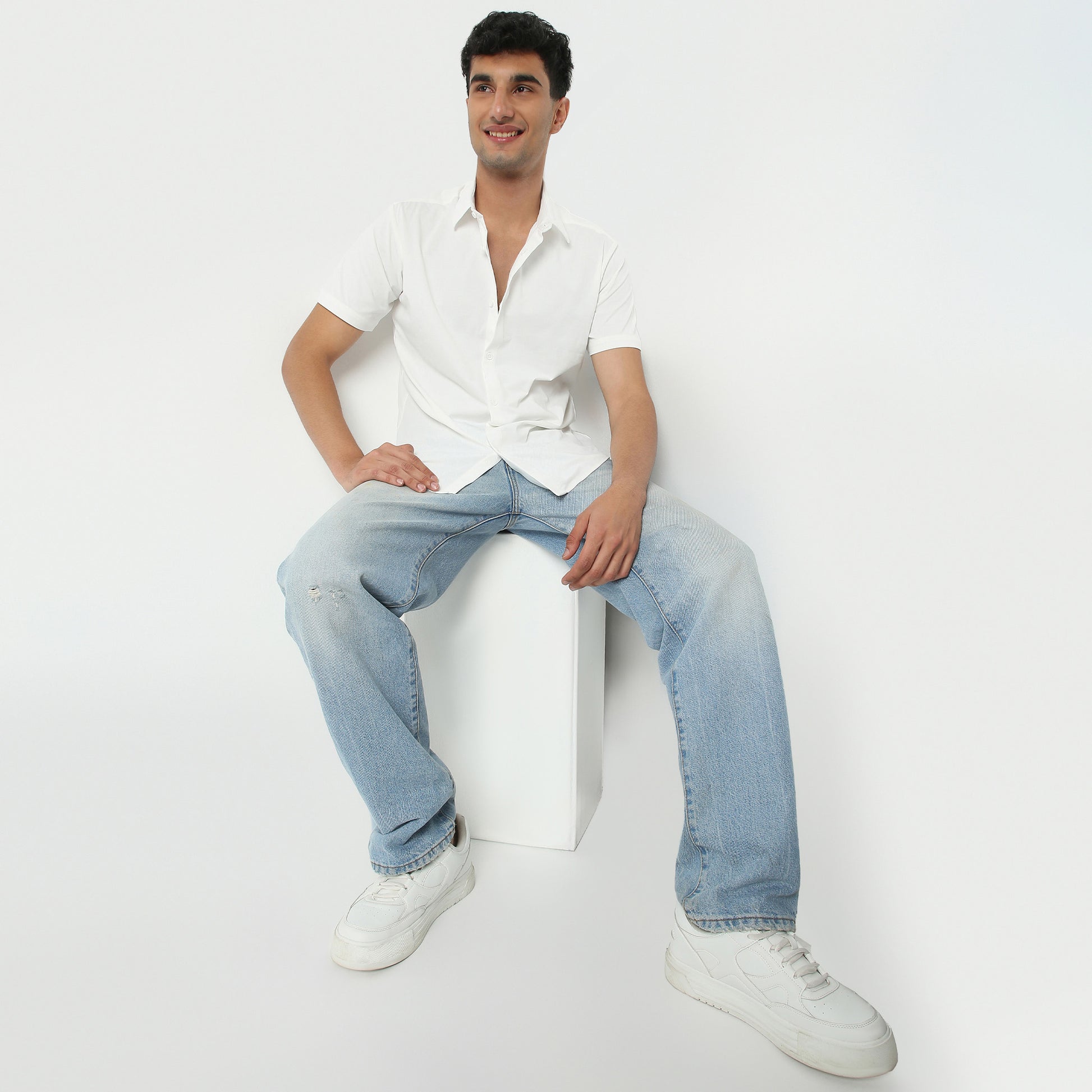 Regular Fit Solid Shirt Collar Regular Length Shirt