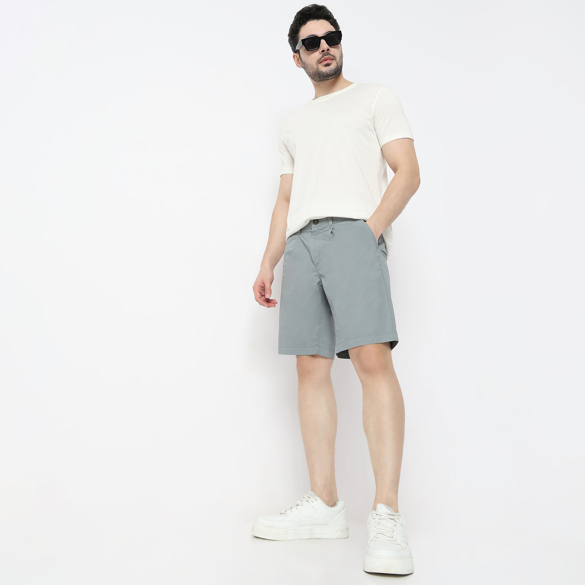 Solid Knee Length Active Shorts