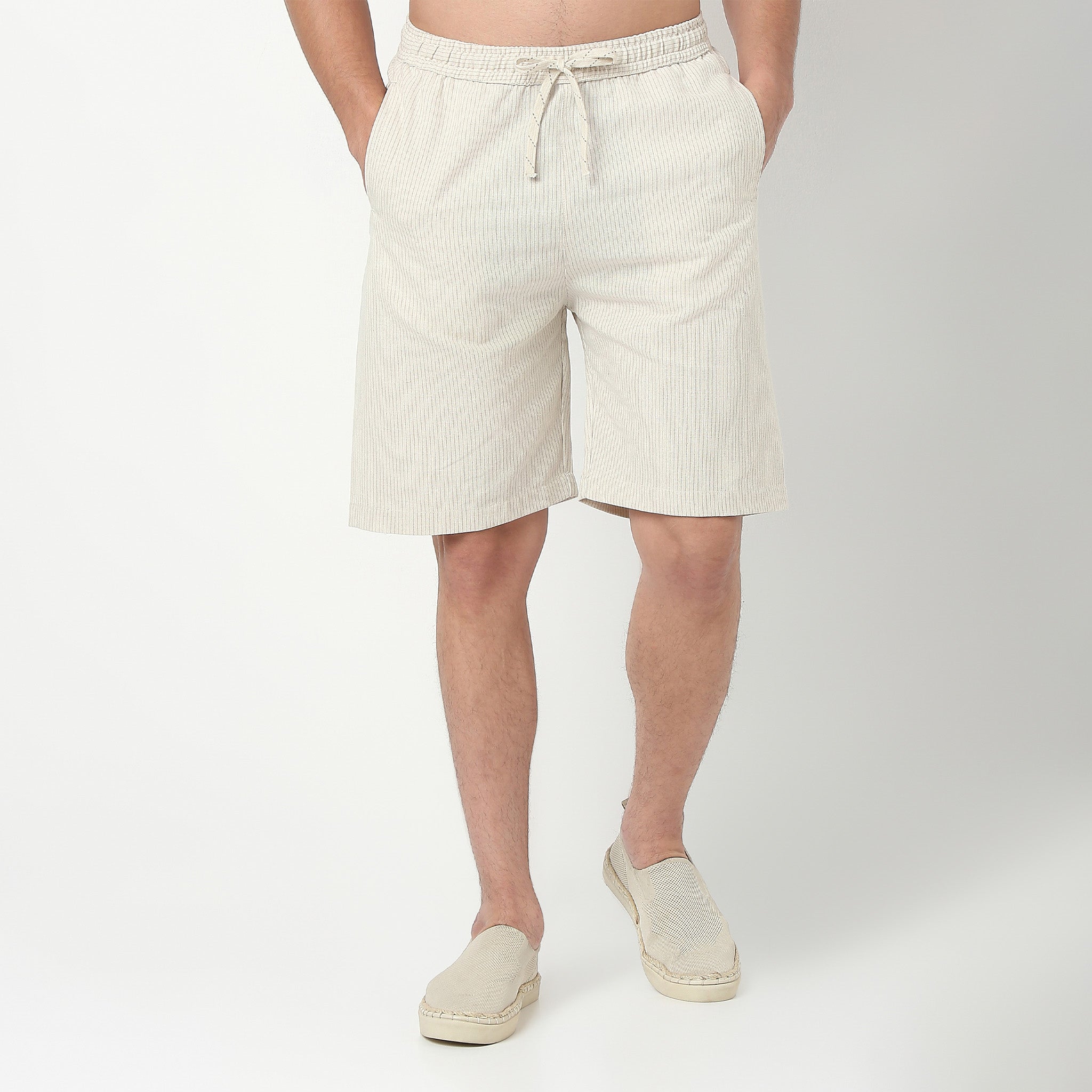 Relaxed Fit Trendy Yarn Dyed Textured Pull-On Shorts 