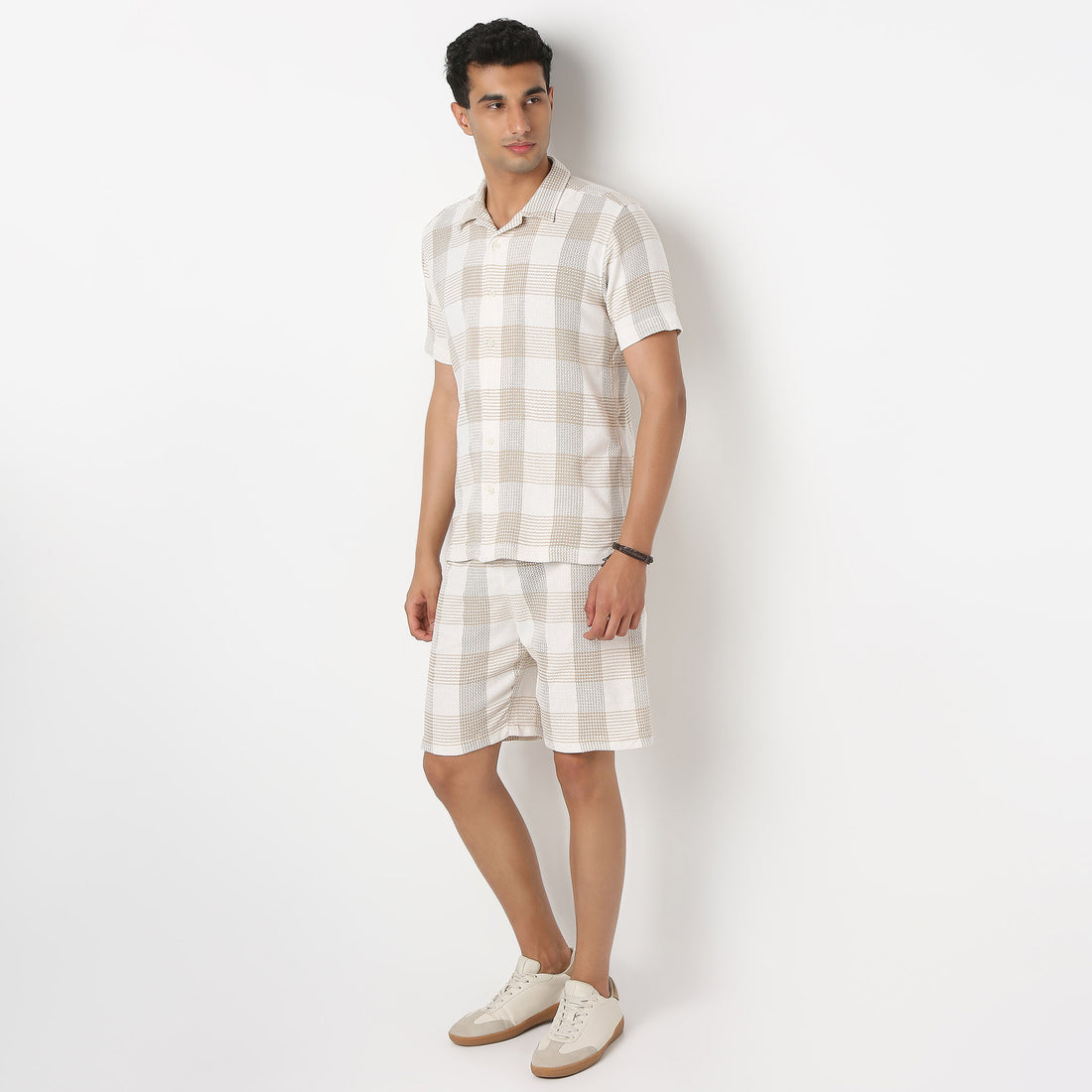 Above Knee Trendy Yarn Dyed Textured Pull-On Shorts with Lots Of Oomph- Relaxed Fit