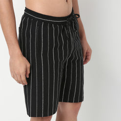 Relaxed Fit Trendy Yarn Dyed Textured Pull-On Shorts 