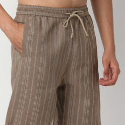 Above Knee Trendy Yarn Dyed Textured Pull-On Shorts with Lots Of Oomph- Relaxed Fit