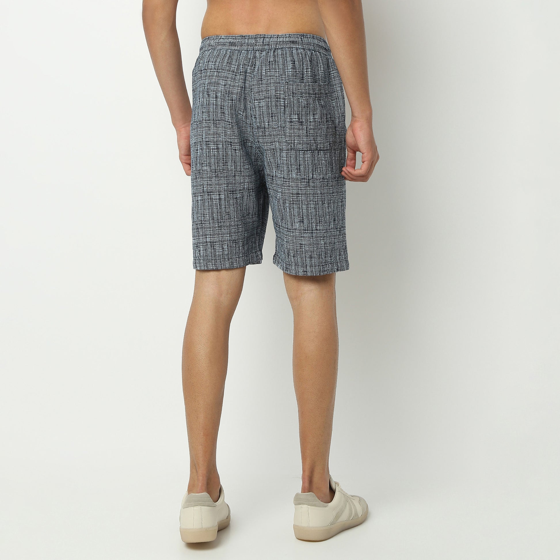 Regular Fit Textured Above Knee Mid Rise Shorts