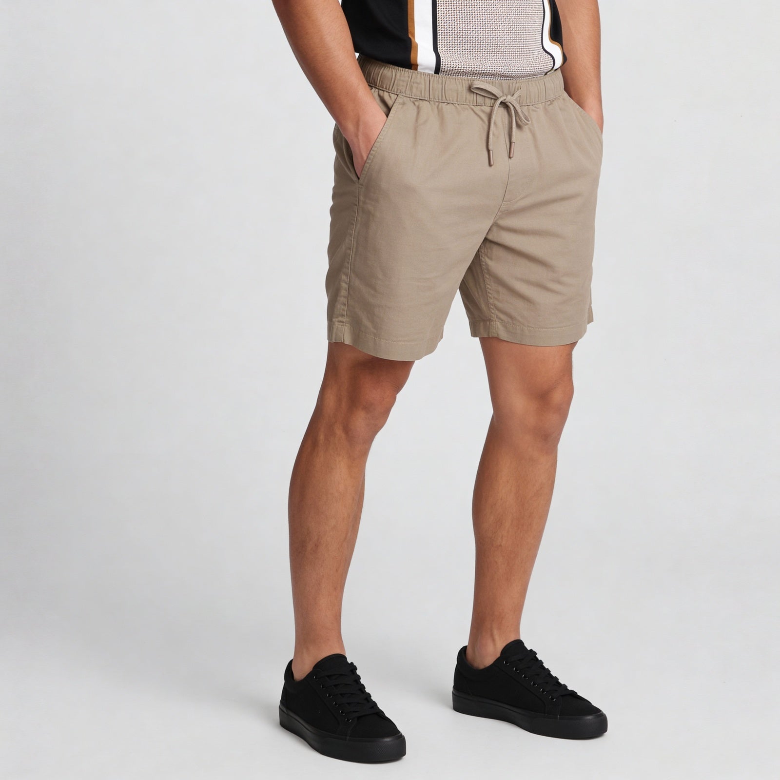 Solid Mid Rise Smart Shorts