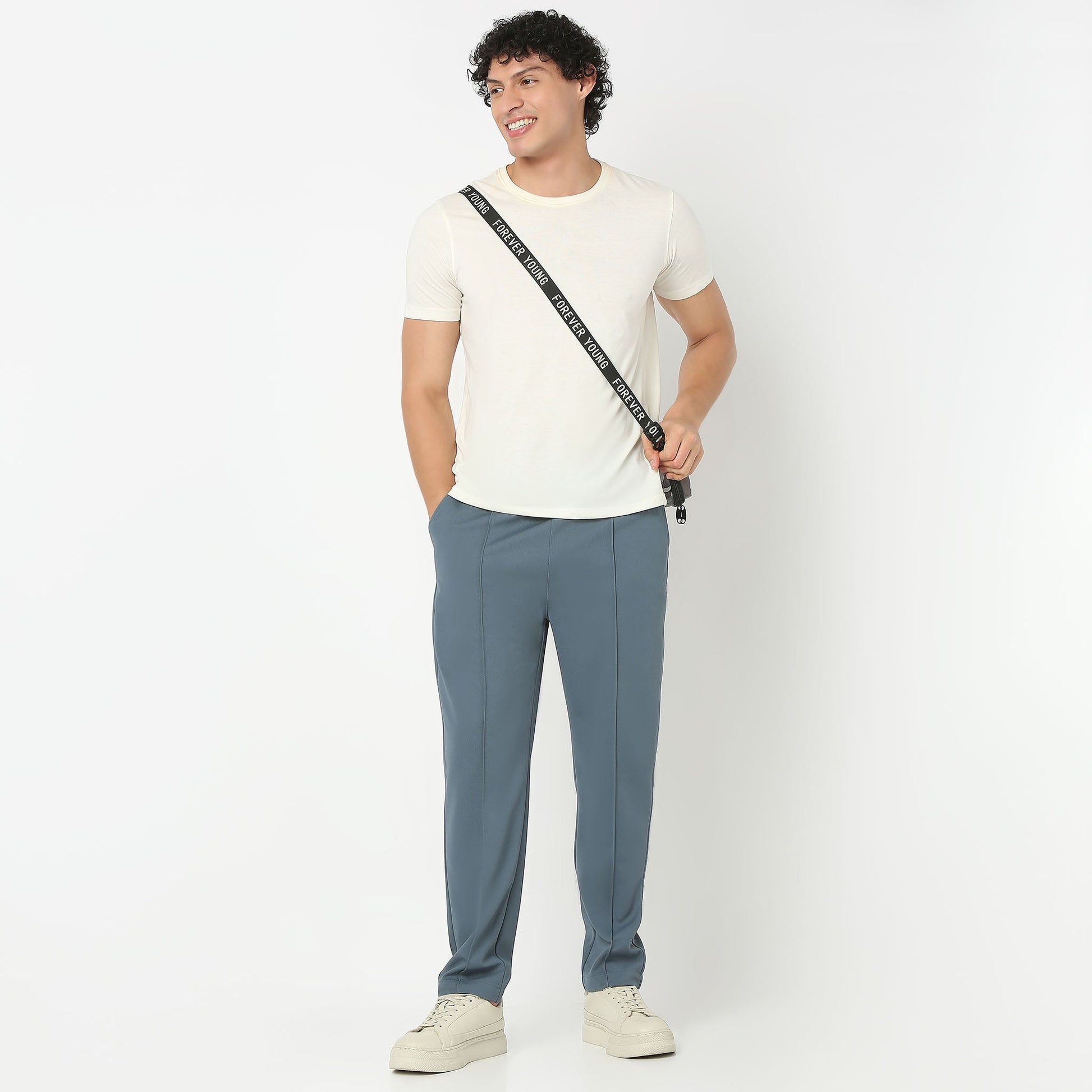 Regular Fit Solid Mid Rise Trousers
