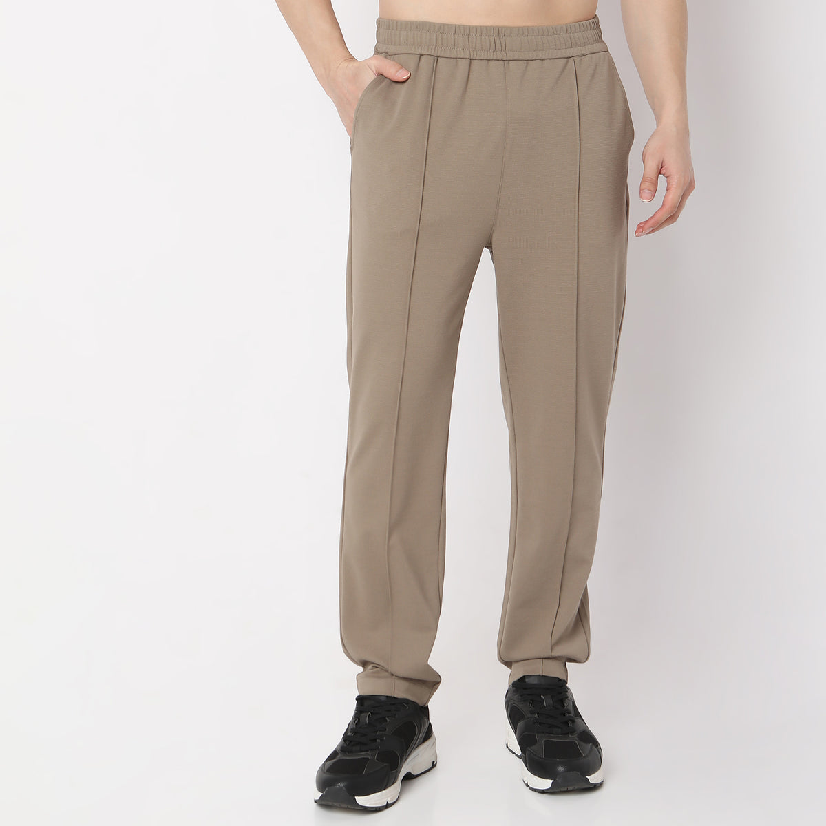 Regular Fit Solid Mid Rise Trousers