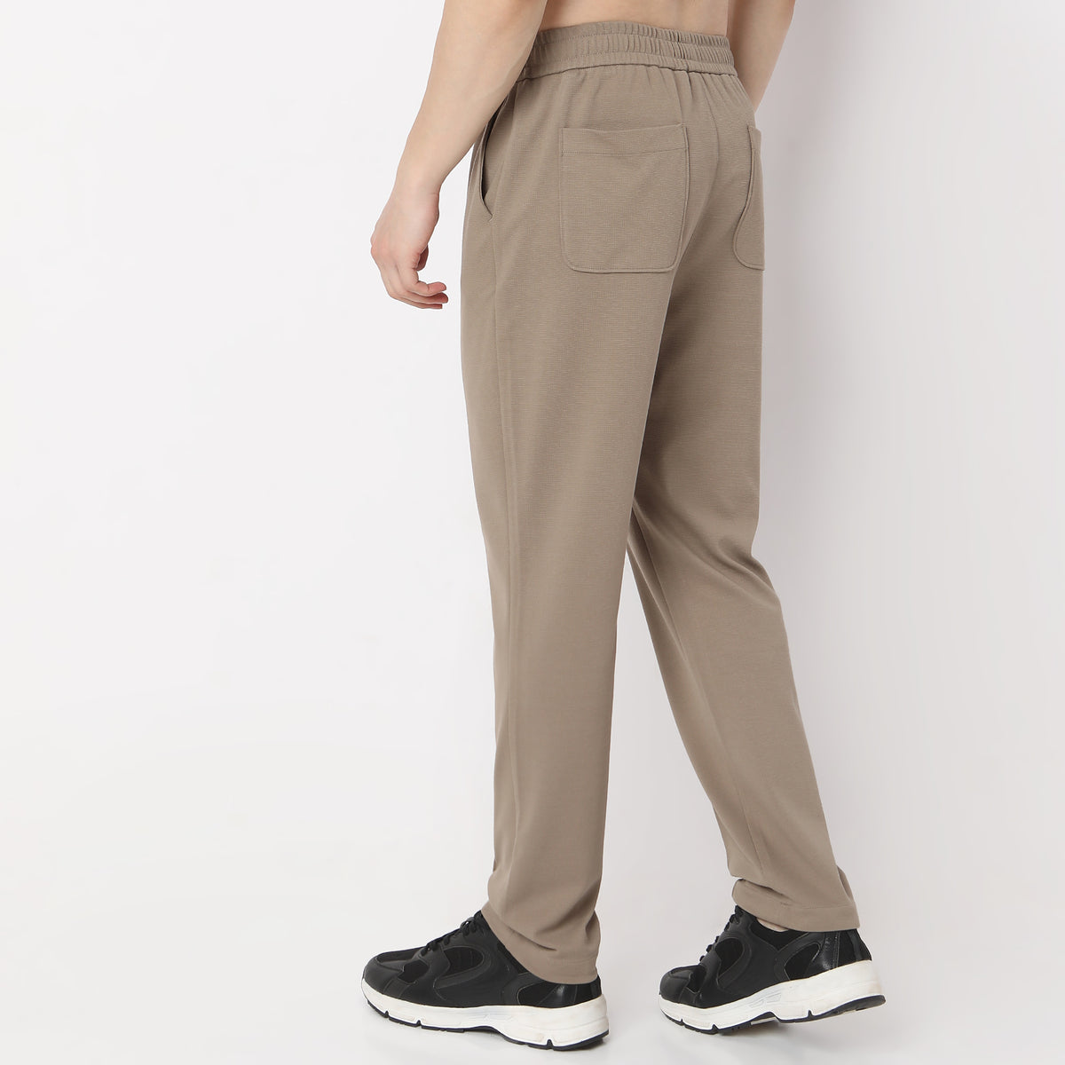 Regular Fit Solid Mid Rise Trousers