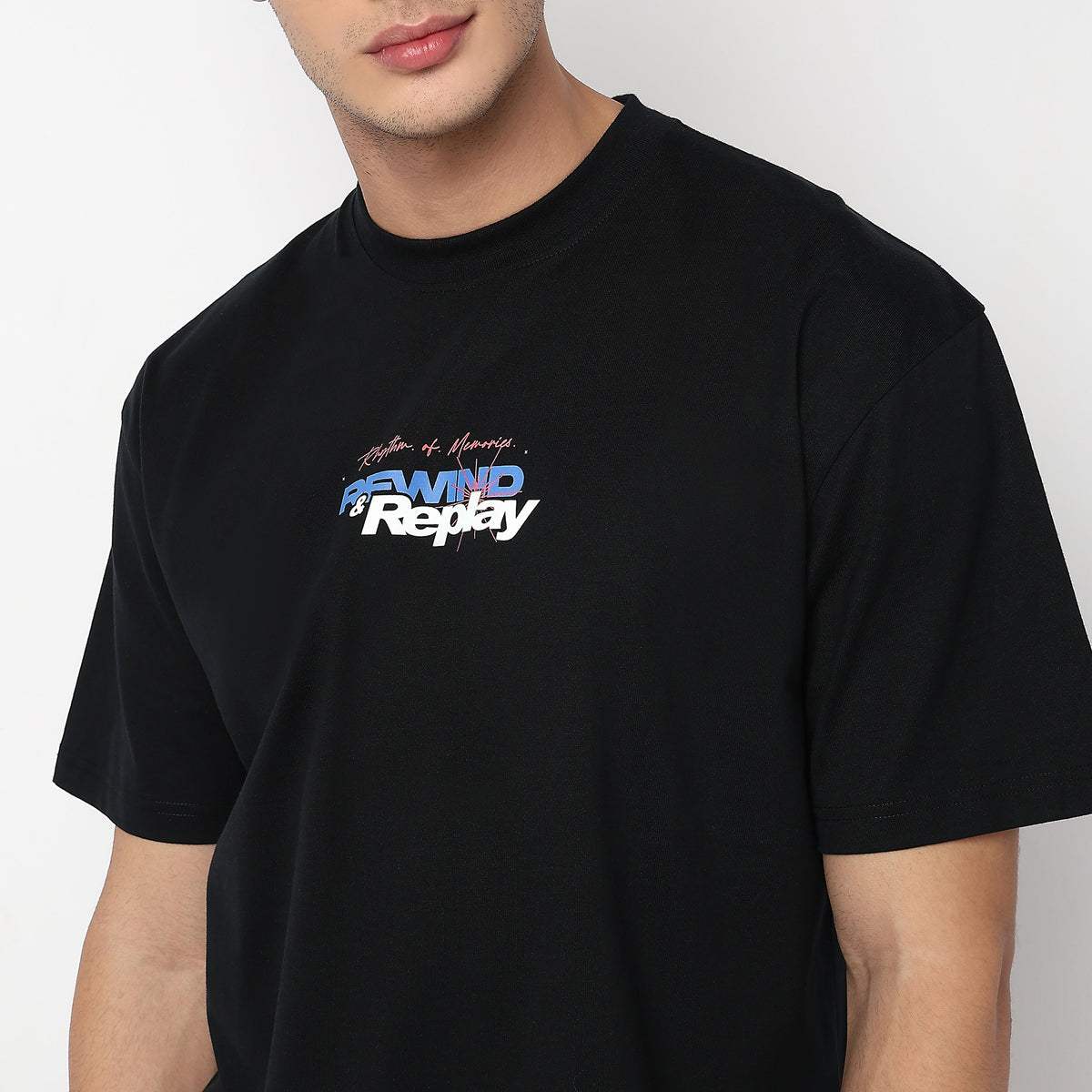 Knitted Graphic Crew Neck Oversize Karaoke T-Shirt