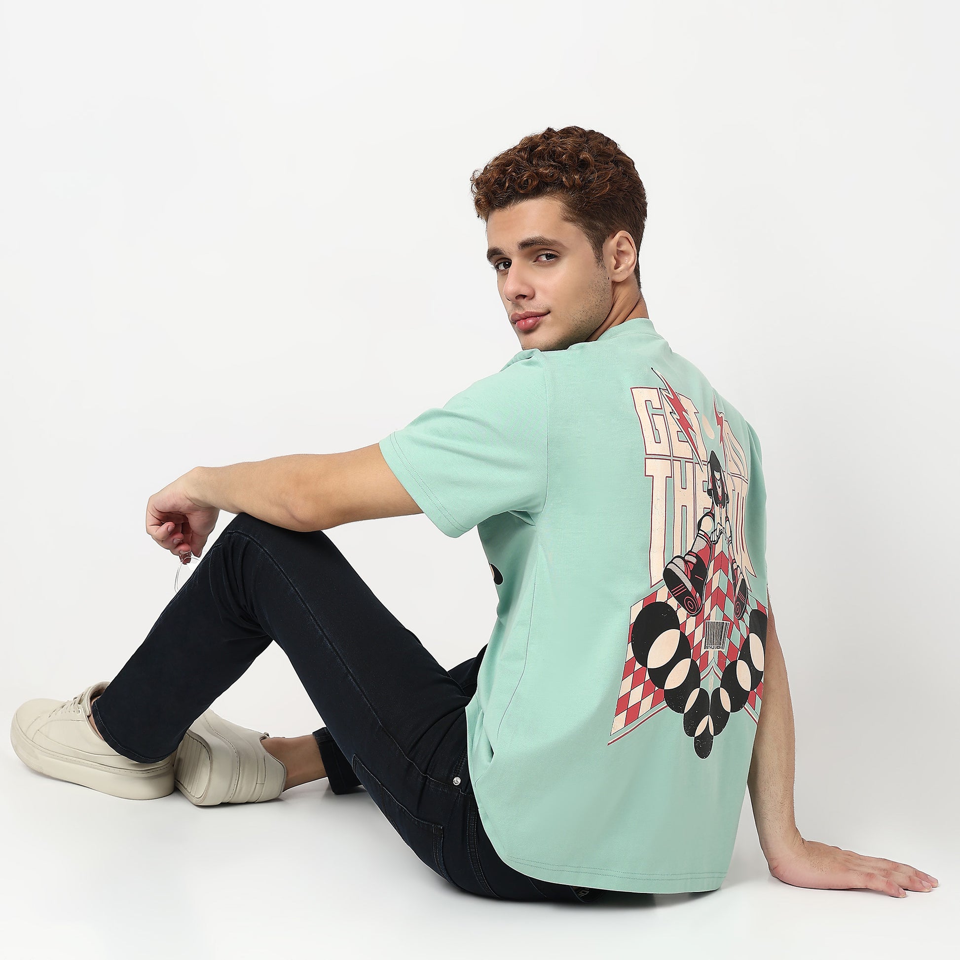 Knitted Graphic Crew Neck Oversize Karaoke T-Shirt