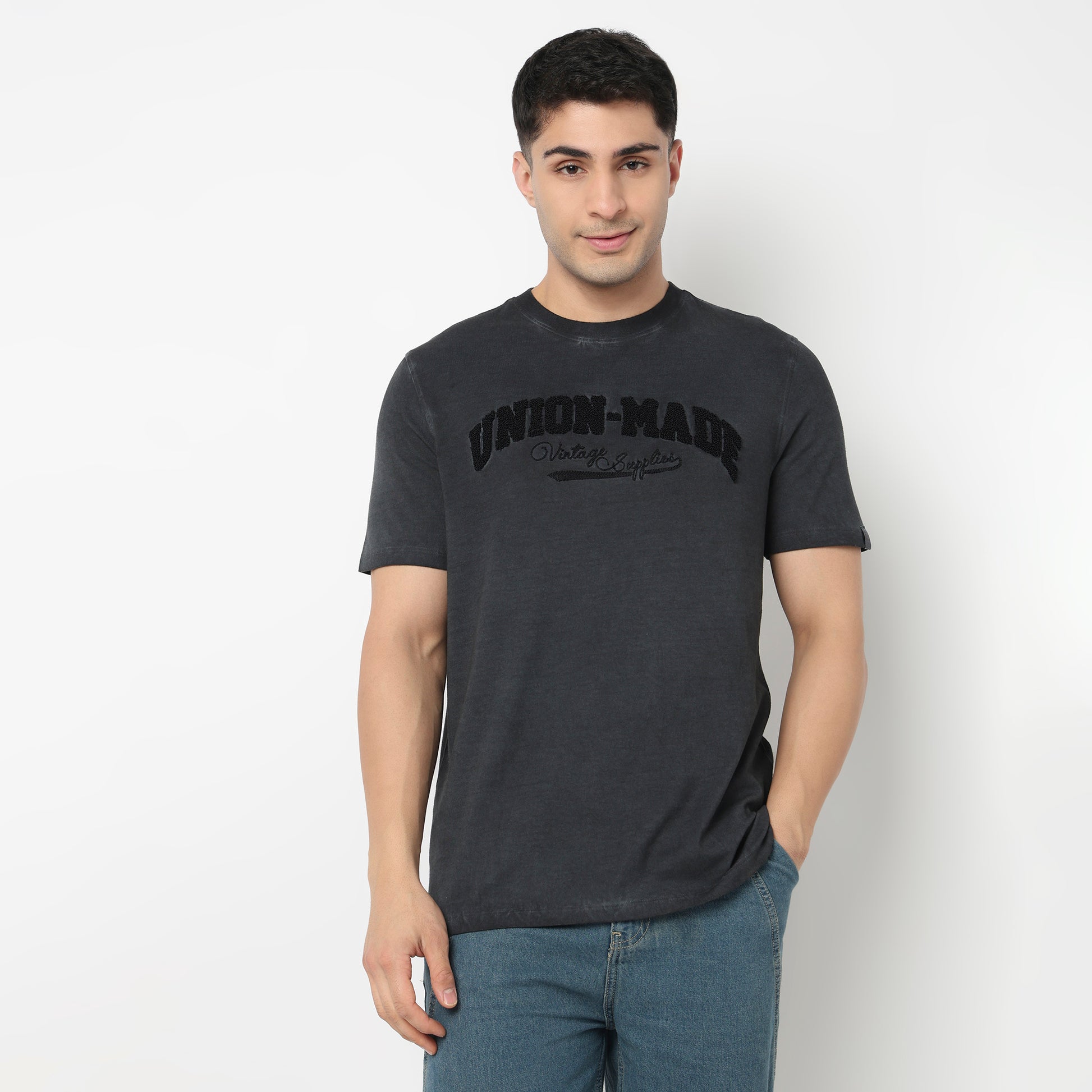 Crew Neck Graphic T-Shirt