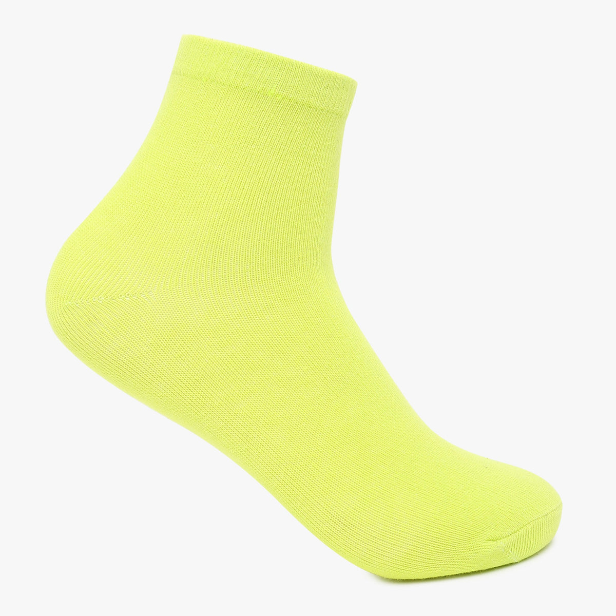 Girl Wearing Girl's Assorted Ankle Socks