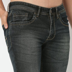 Solid Full Length Straight Fit Classic Clean Jeans