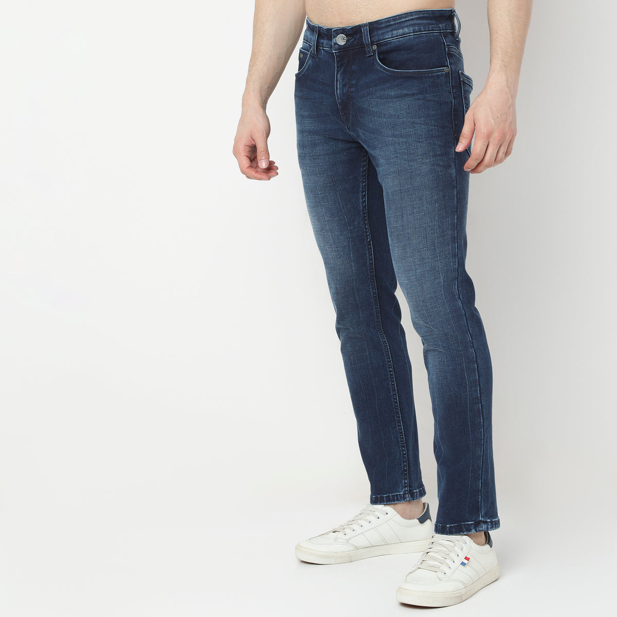 Slim Fit Classic Washed Jeans