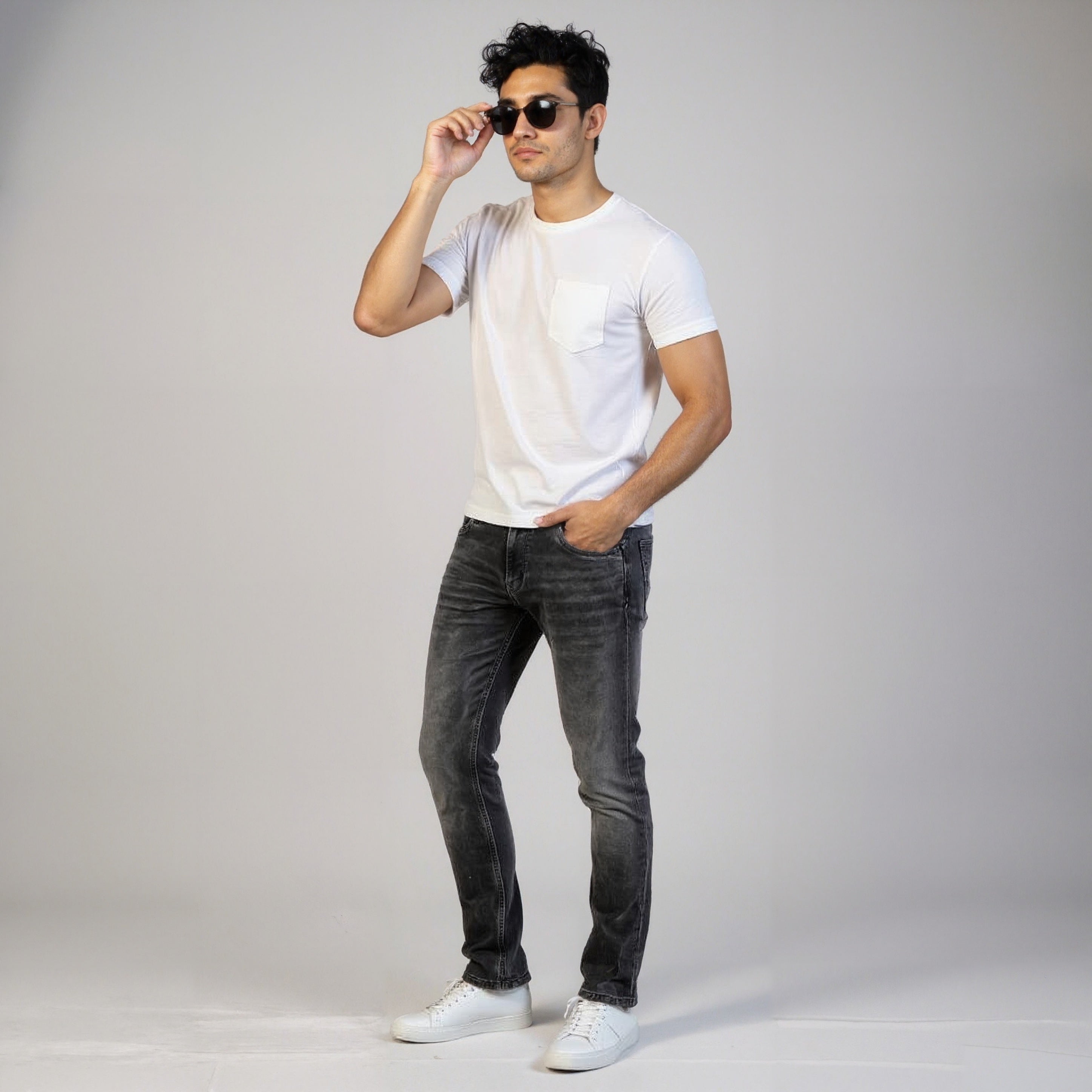 Stone Wash Straigth Fit Jeans