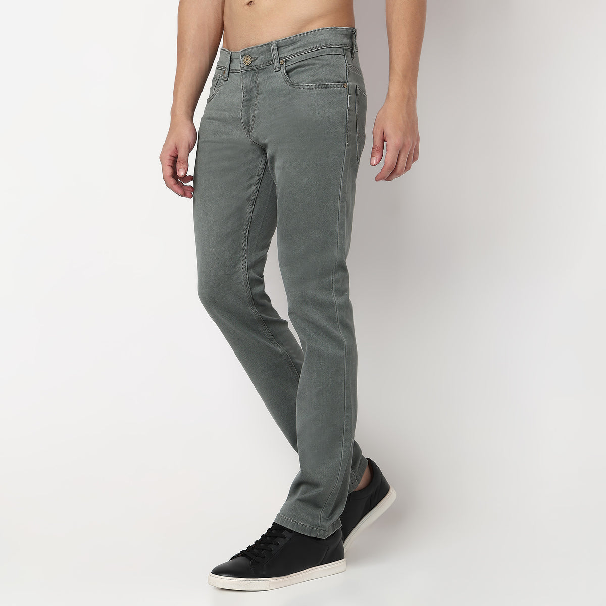 Straight Fit Classic Wash Clean Refined For Smart Casual Style Jeans